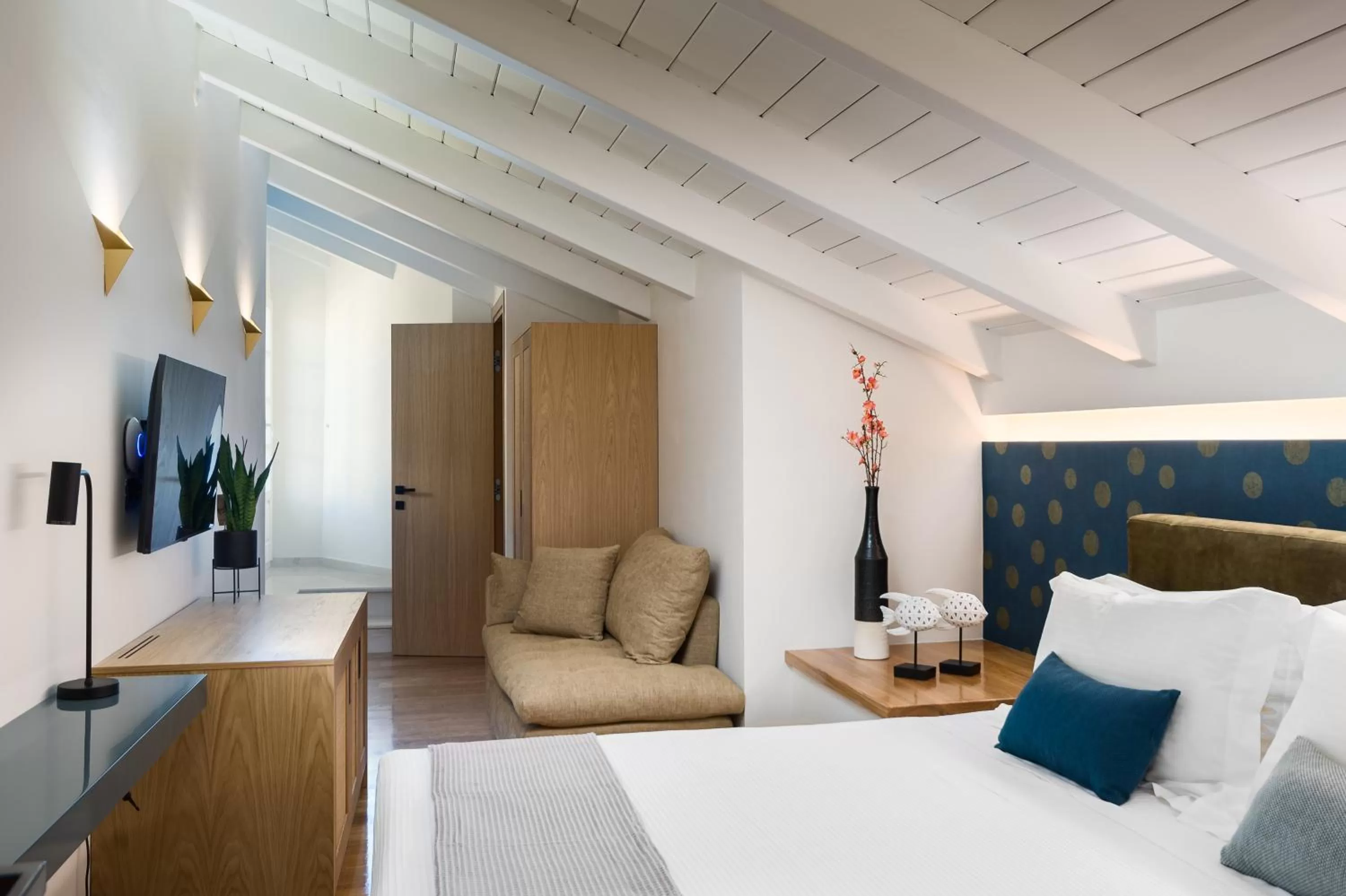 Bed in New York Luxury Suites