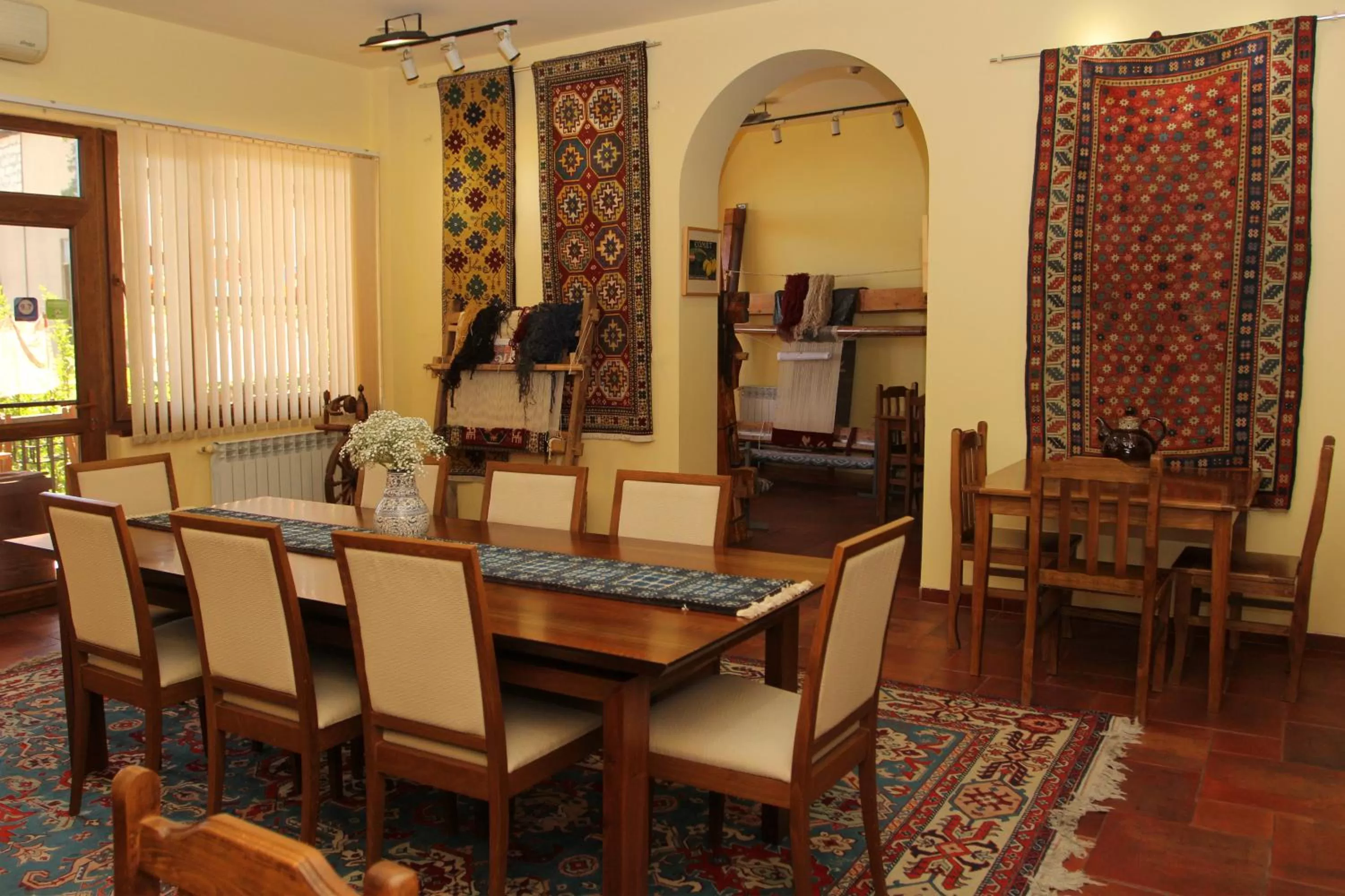 Coffee/tea facilities in Silk Road Hotel