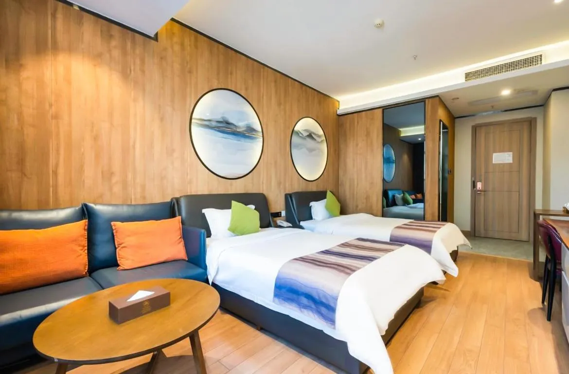 Photo of the whole room in Guangzhou Nuomo International Hotel-Canton Fair Free Shuttle Bus