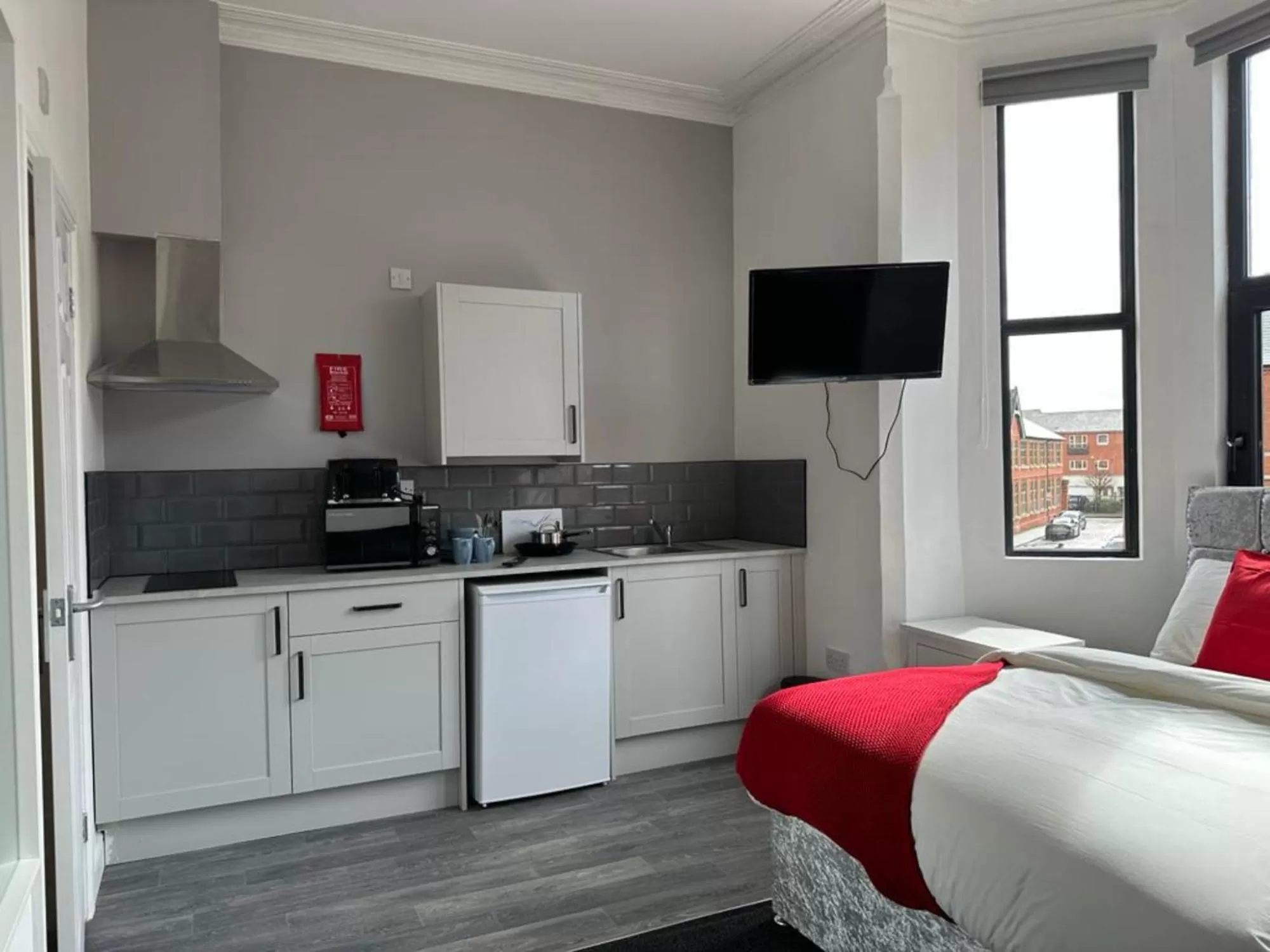 Kitchen/Kitchenette in The Fishpond - Premier Nottingham Studios