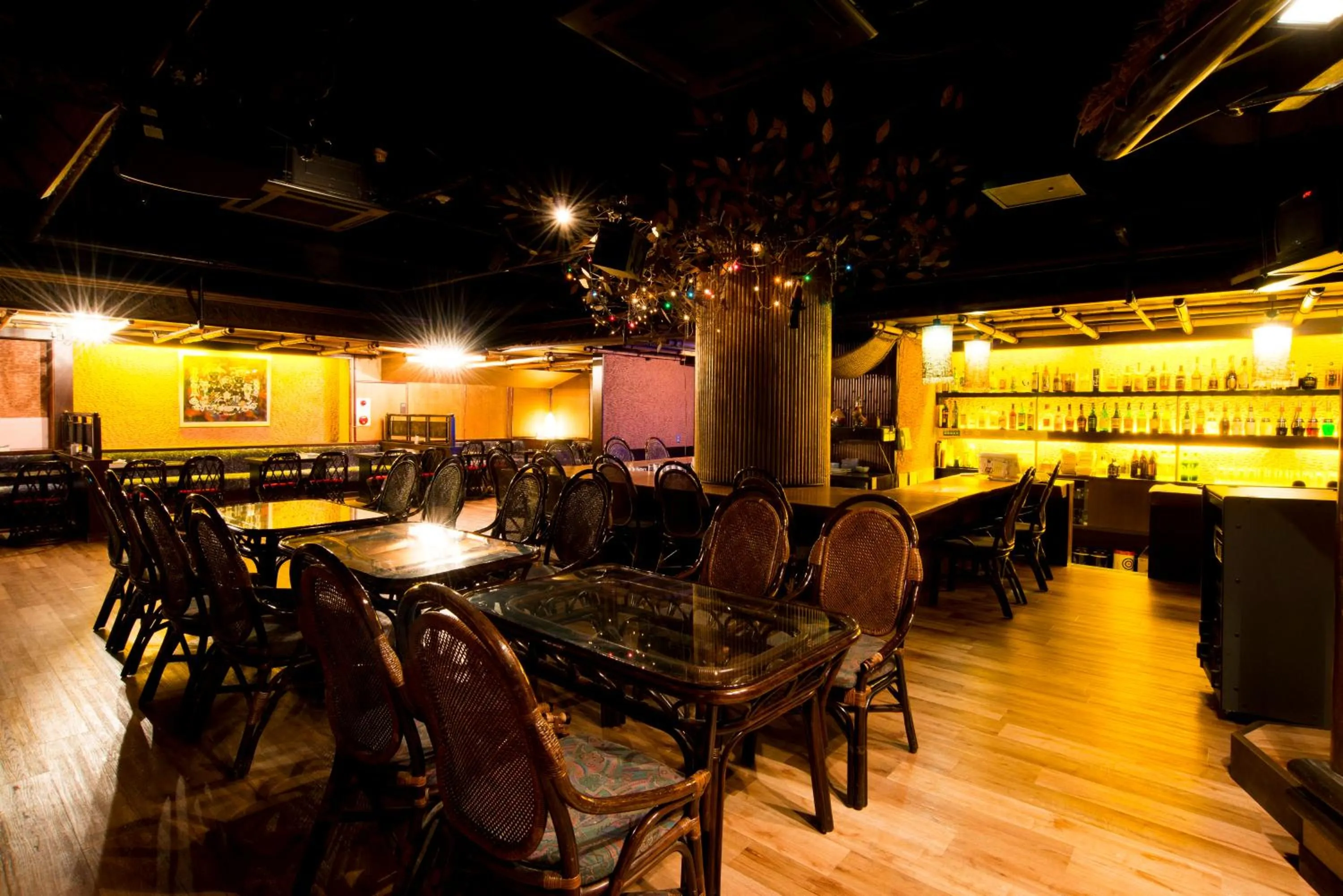 Restaurant/places to eat in Rurikoh