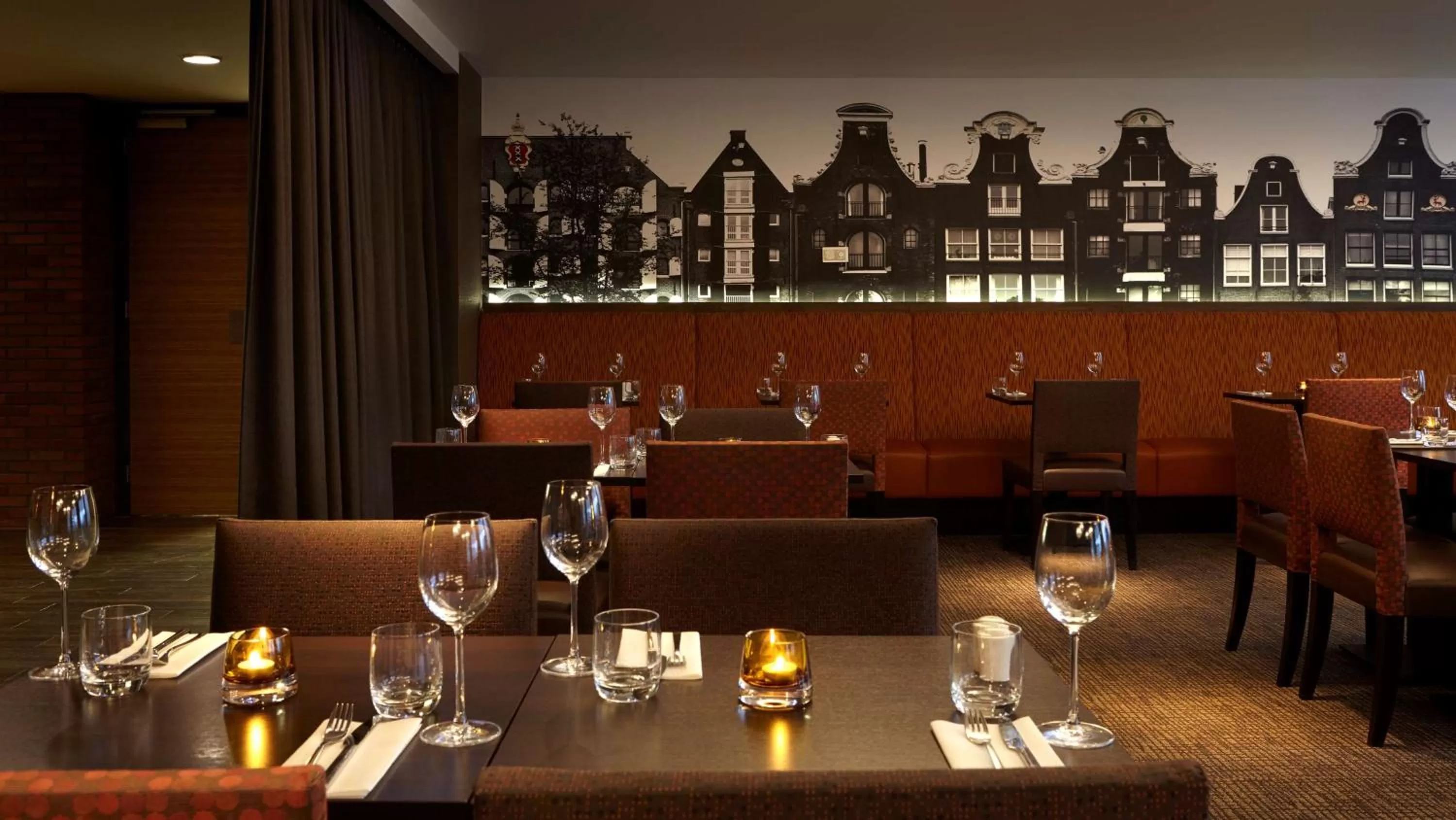 Restaurant/places to eat in Hyatt Place Amsterdam Airport