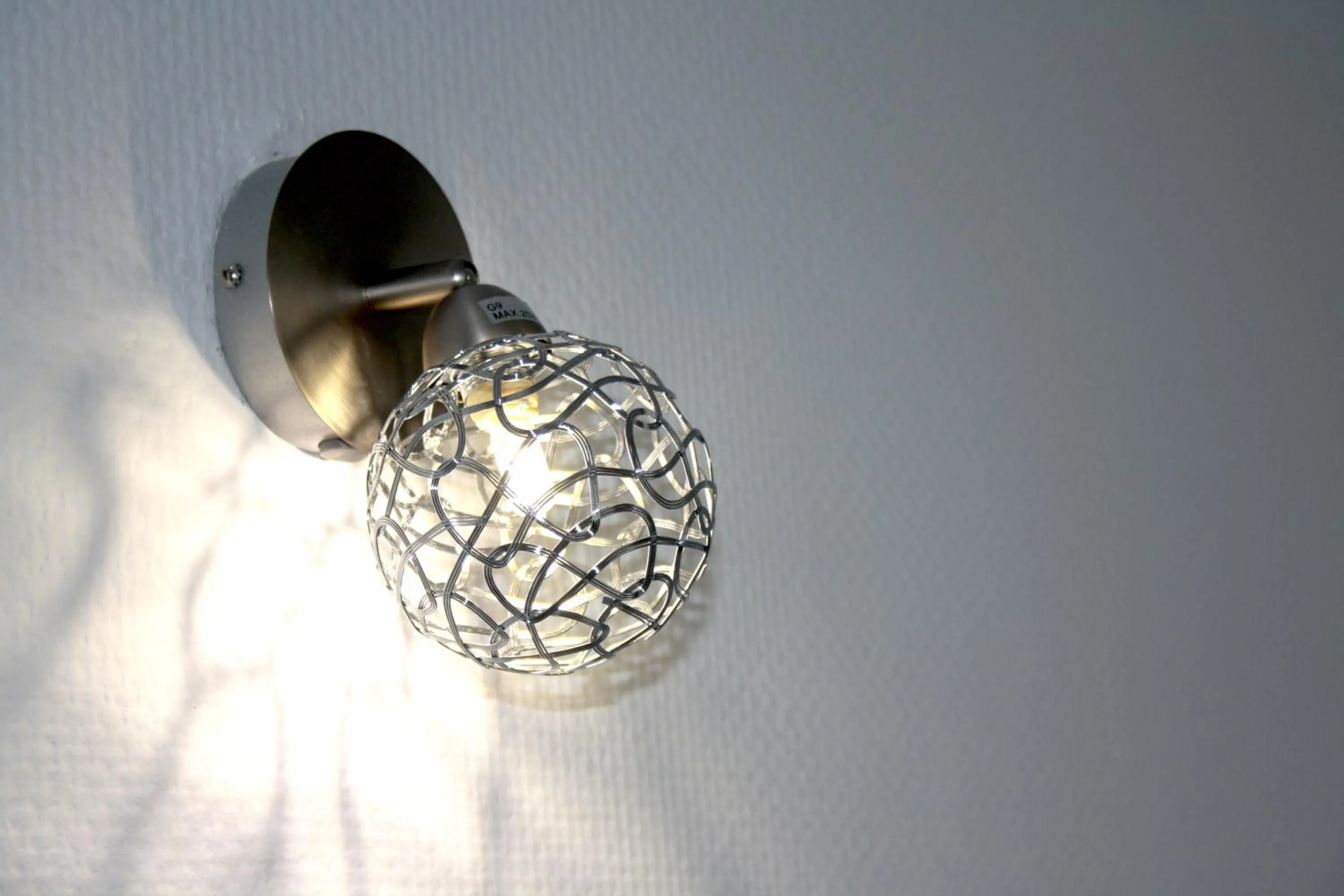 Decorative detail in Logis Hôtel Sea View