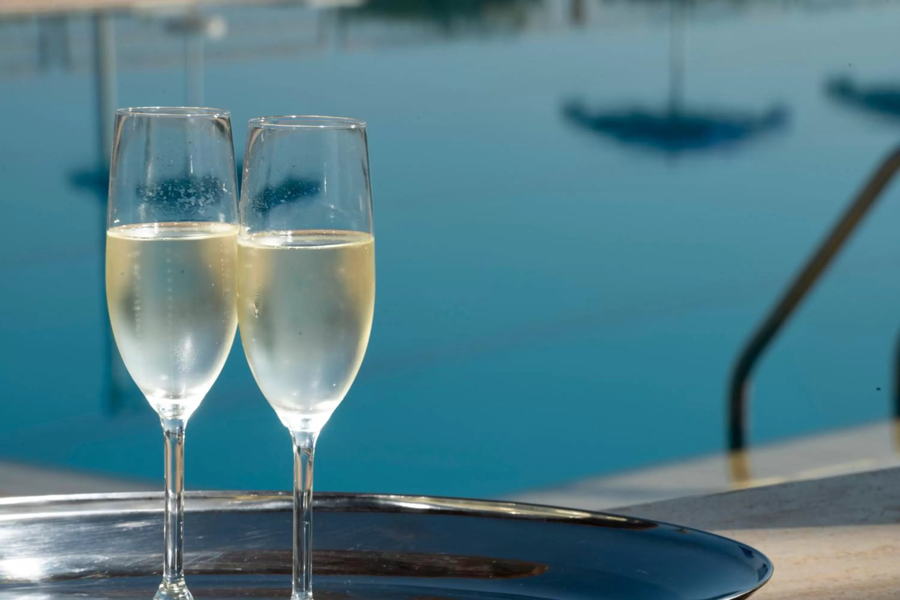 Pool view in Aparthotel Isabella