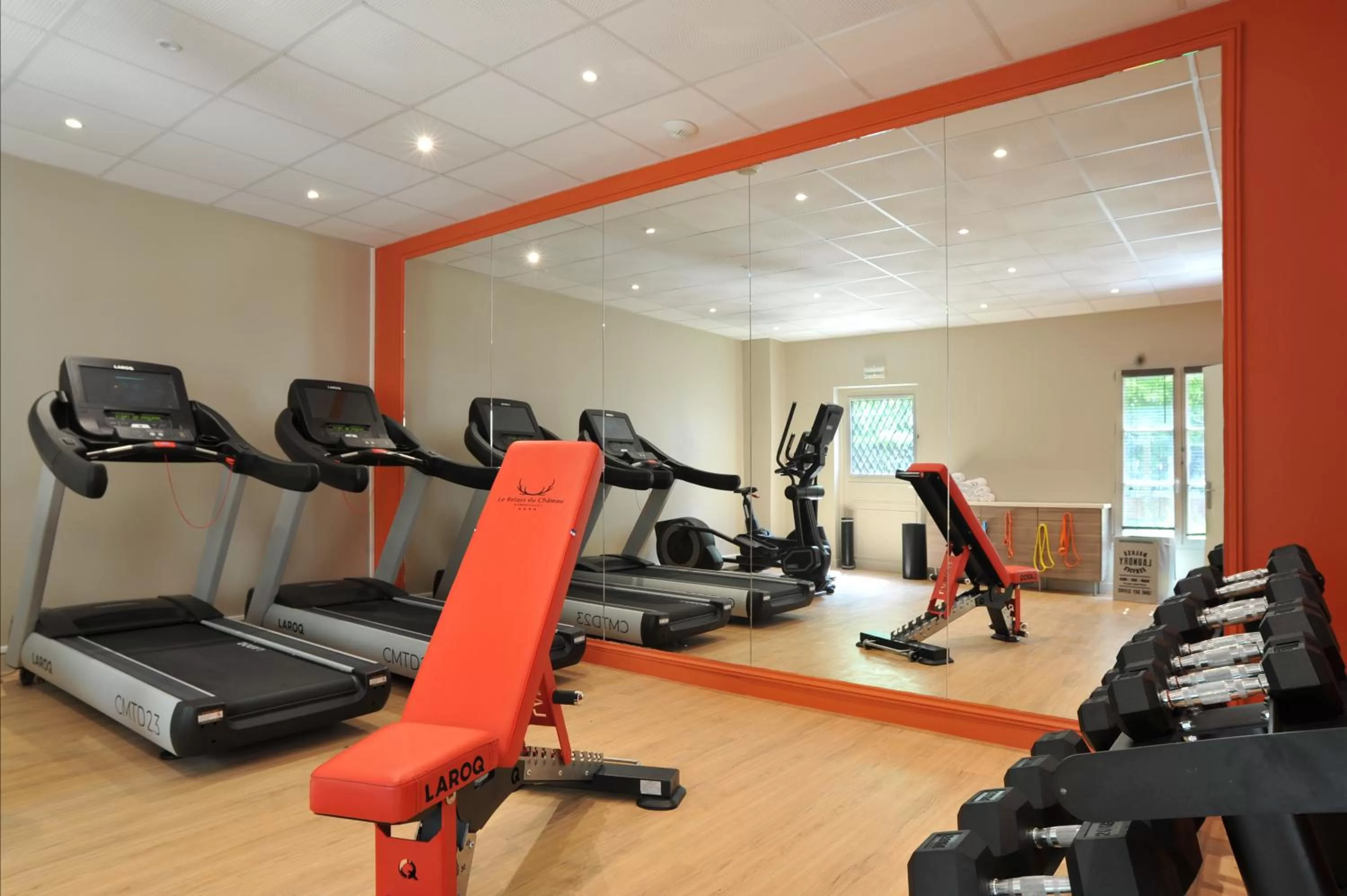 Fitness centre/facilities in Mercure Rambouillet Relays Du Château