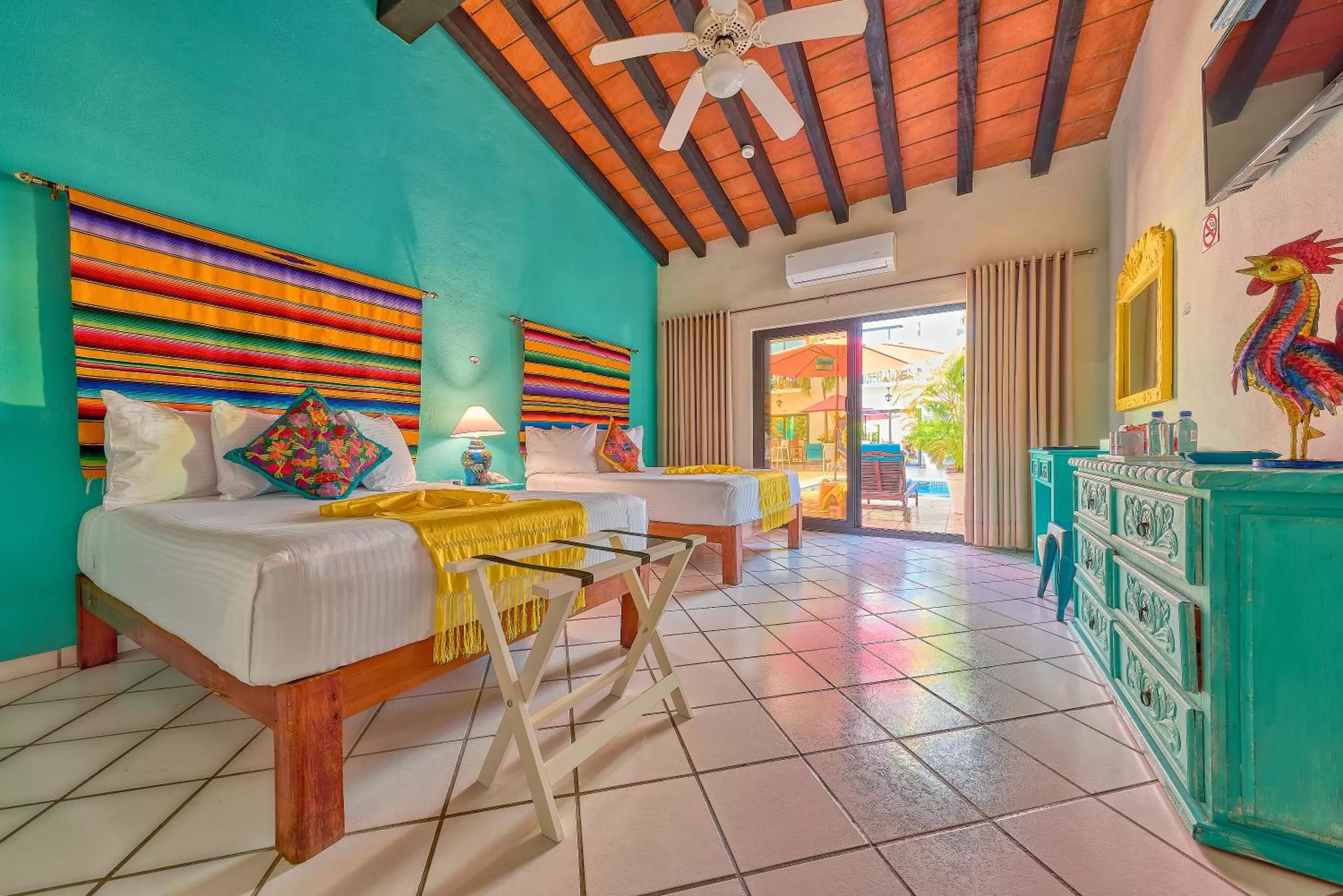 Quiet street view in Casa Maria Hotel Boutique & Gallery Adults Only