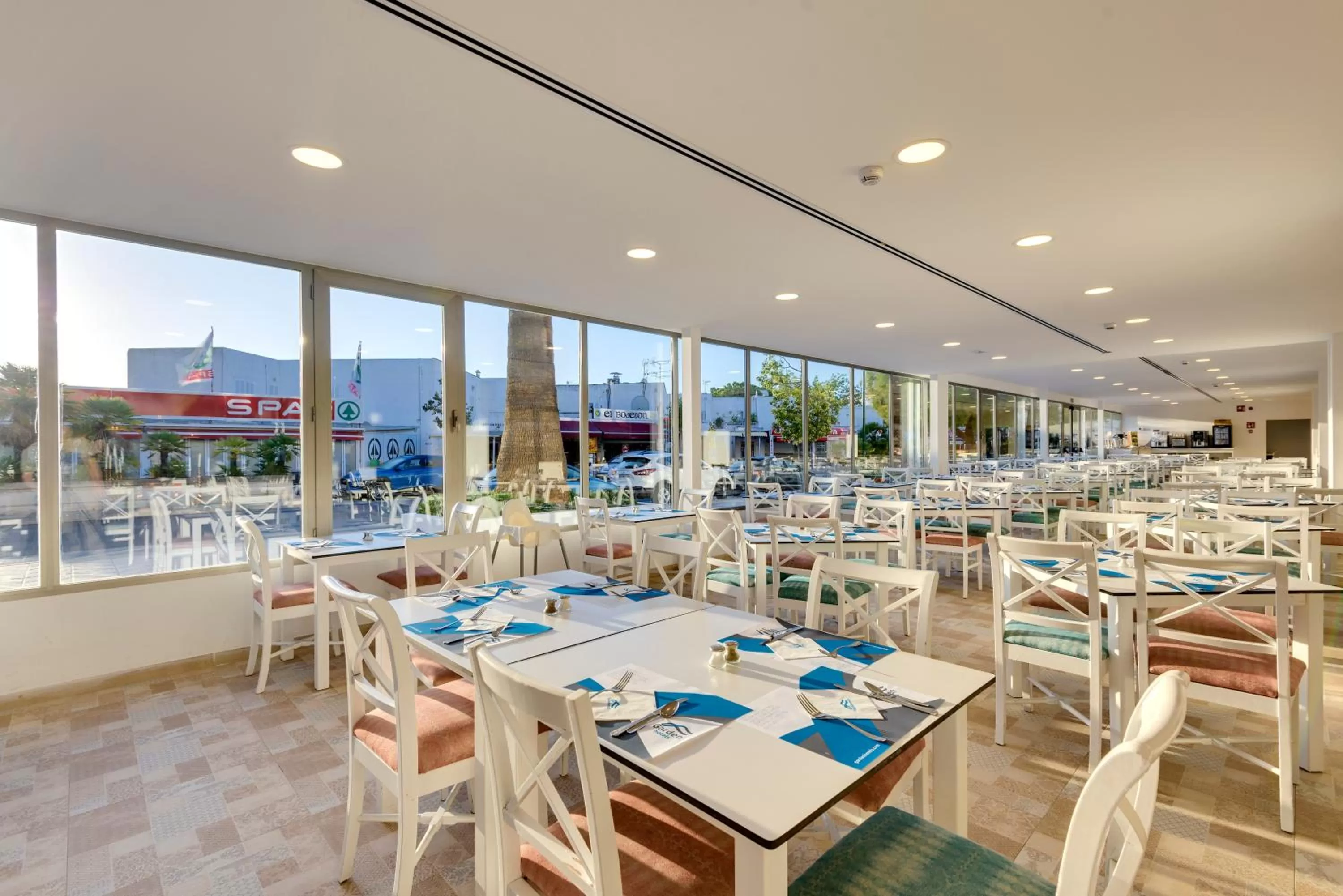 Restaurant/places to eat in Alcudia Garden Aparthotel
