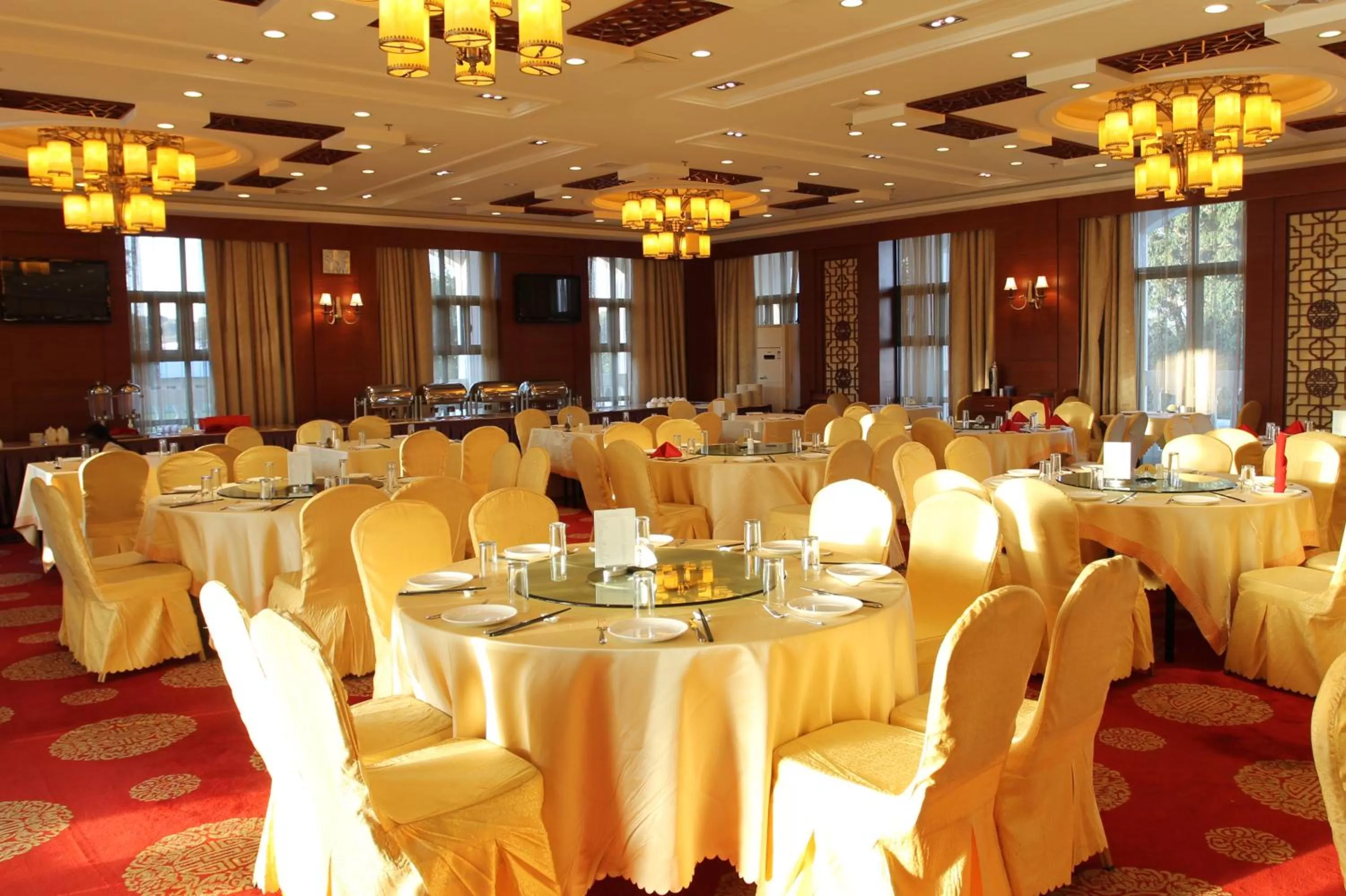 Dinner, Banquet Facilities in Sogecoa Golden Peacock