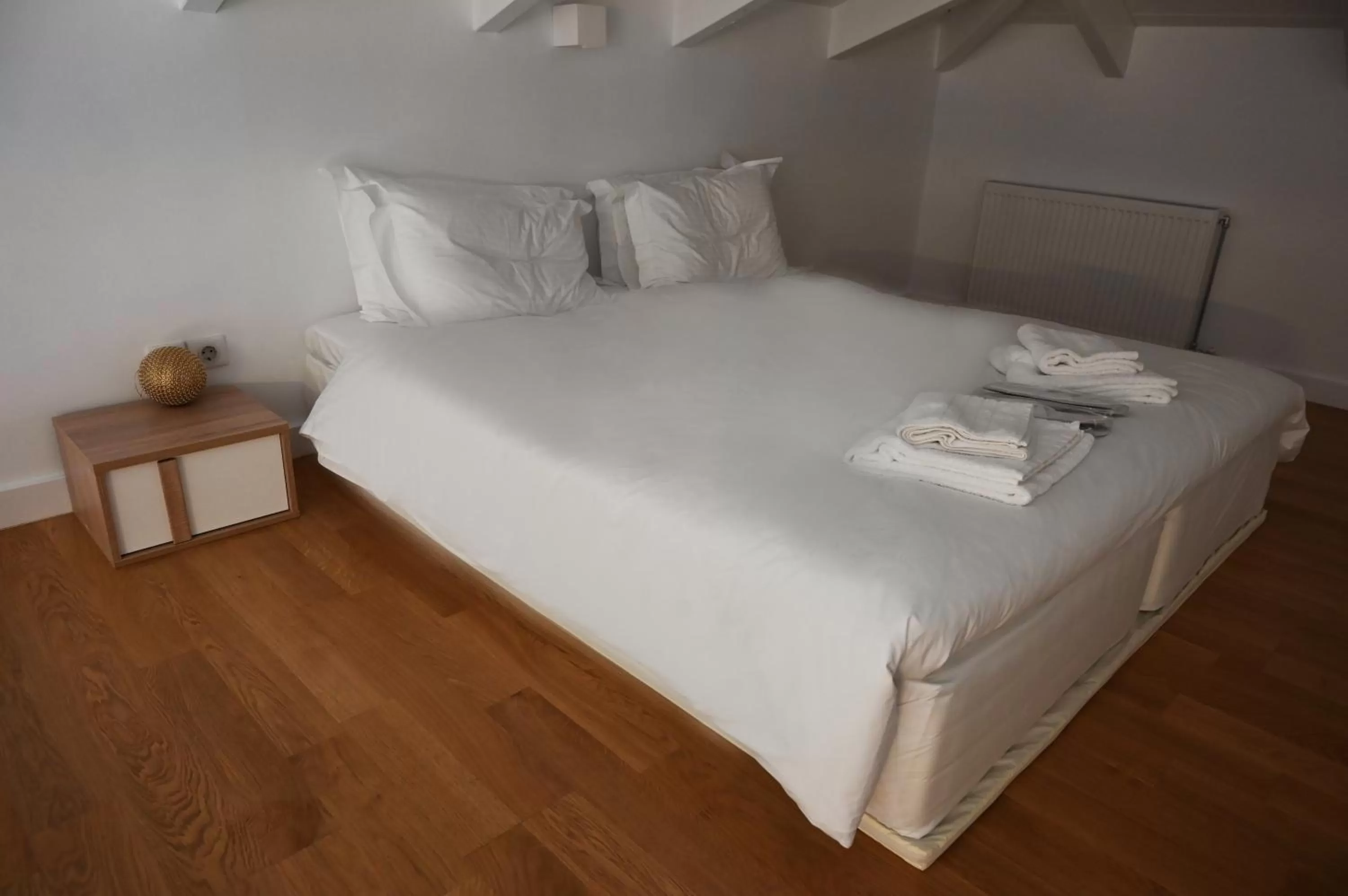 Bathroom, Bed in Clocktower Luxury Suites