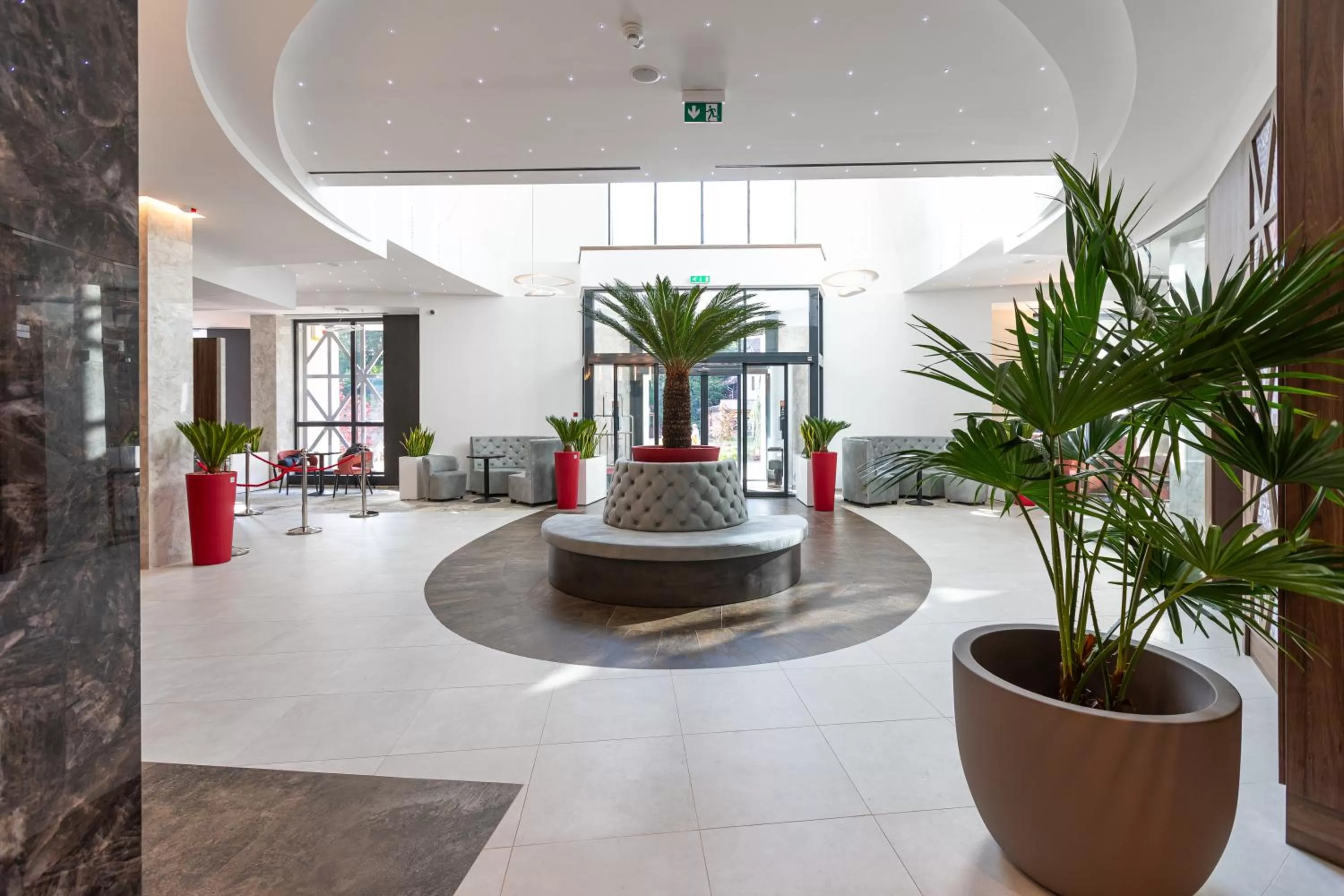 Lobby or reception in HOTEL CRYSTAL WELLNESS & SPA superior