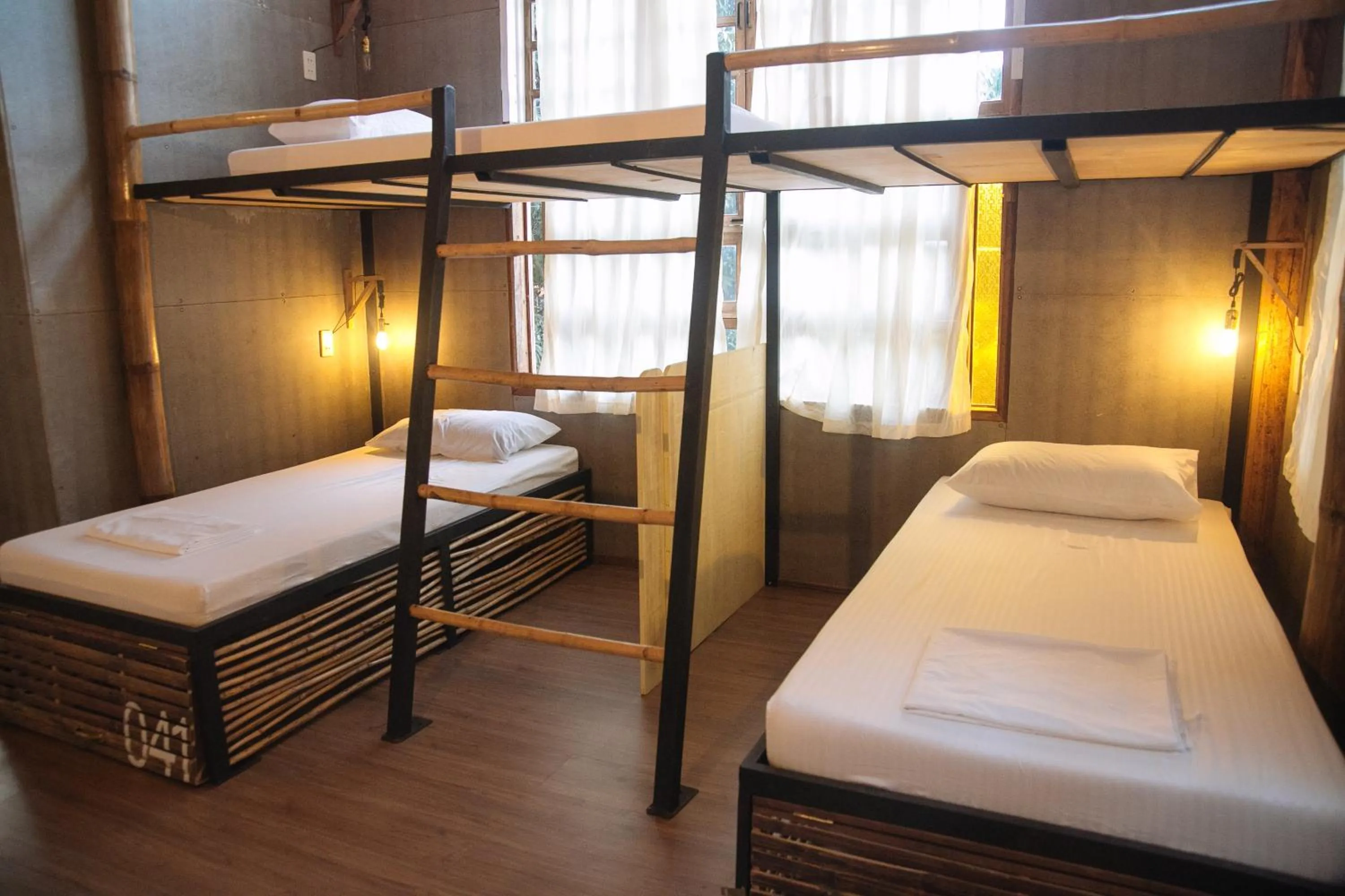 Bed in The Flying Fish Hostel