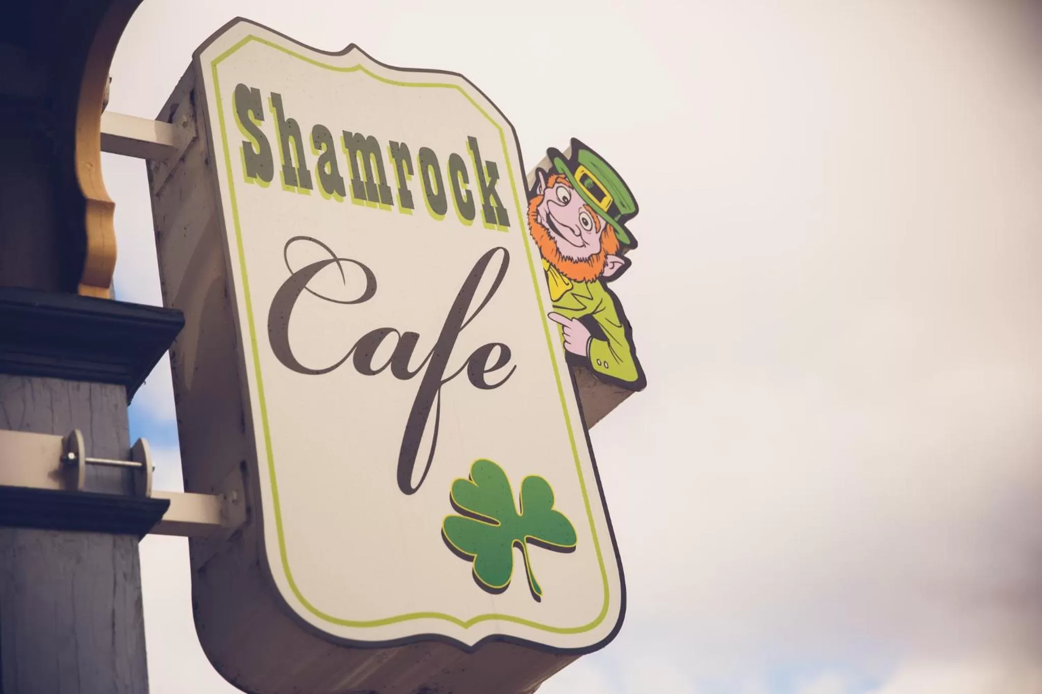 Property building in Boorowa Hotel