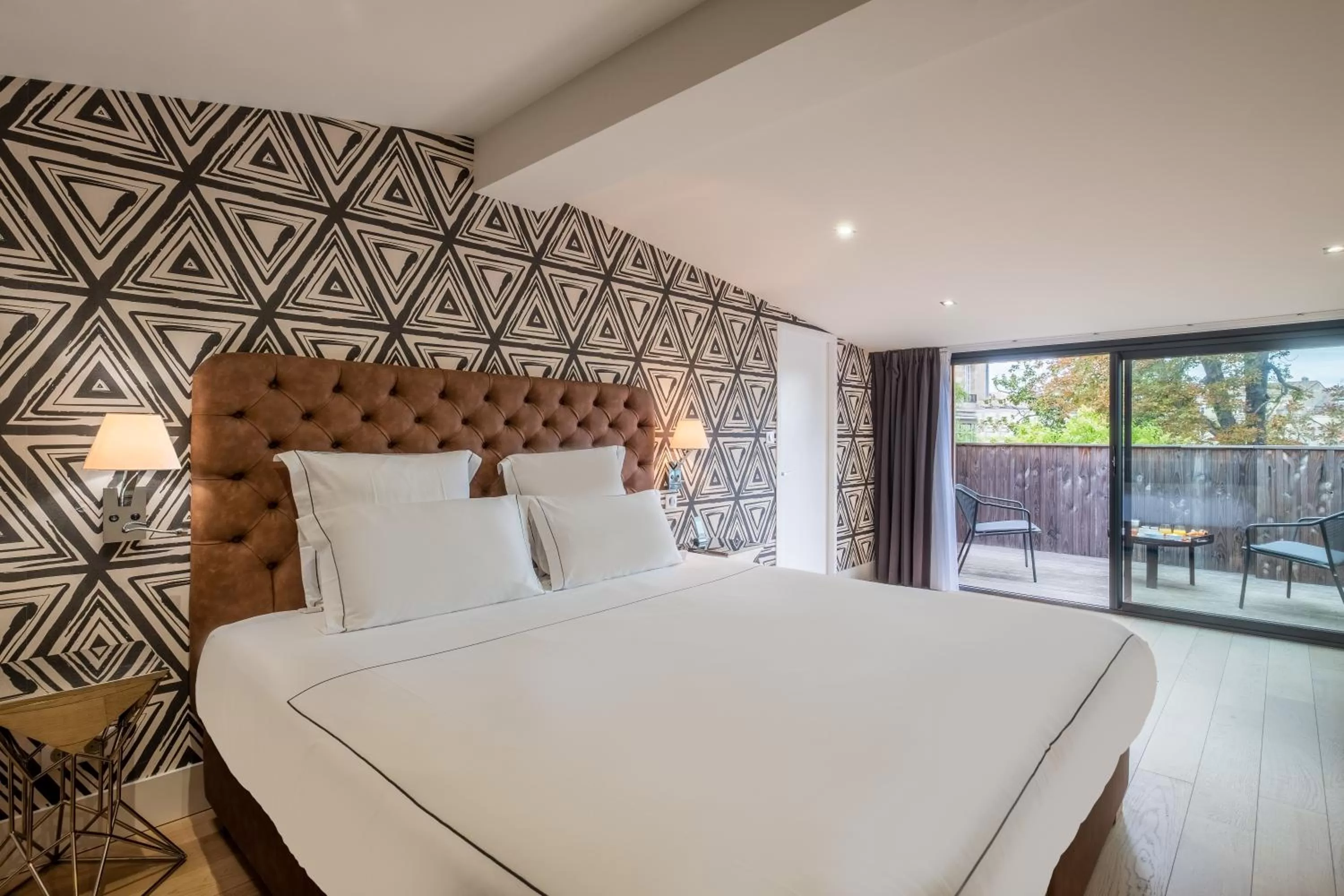 Photo of the whole room, Bed in Le Palais Gallien Hôtel & Spa