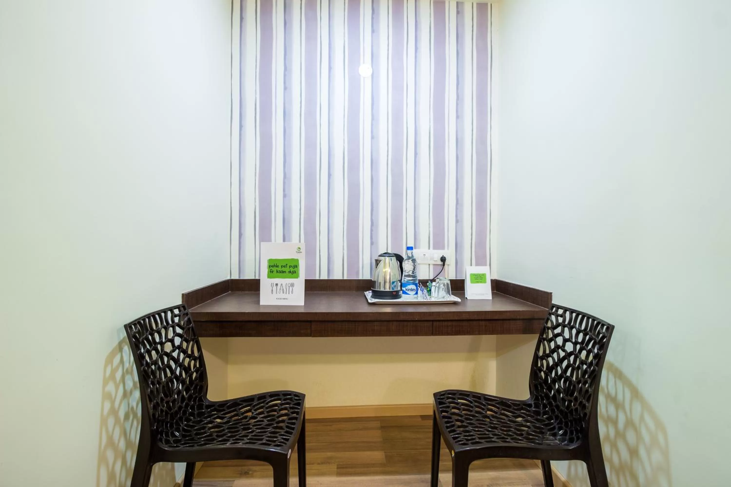 Coffee/tea facilities in Itsy Hotels Arastu Inn