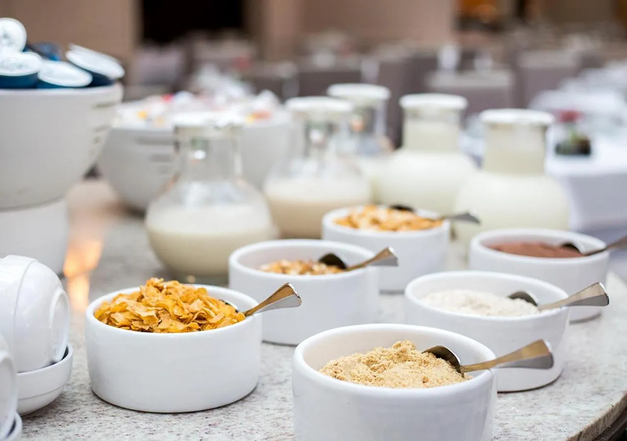 Meals in Gran Estanplaza Berrini