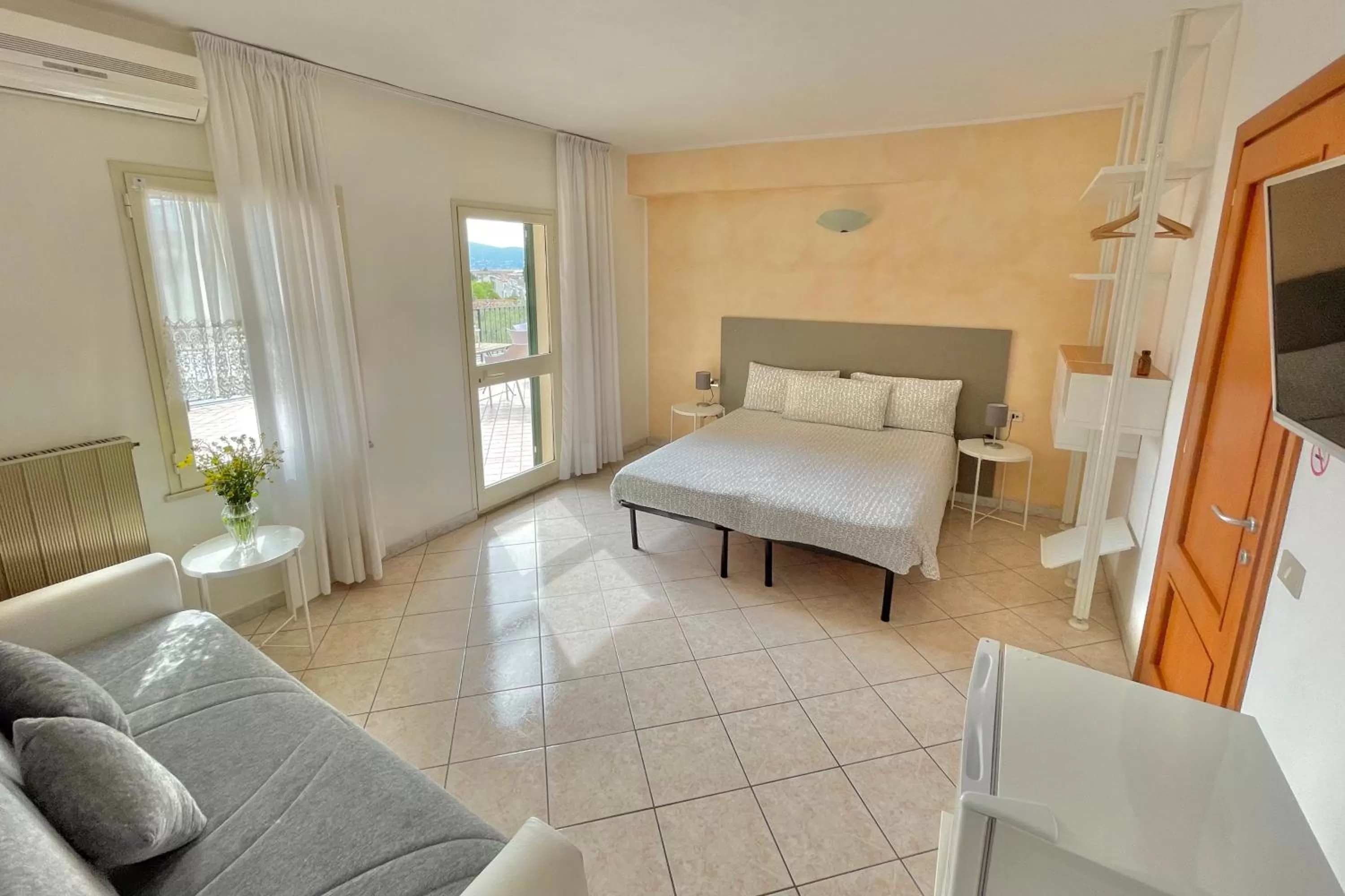 Photo of the whole room, Bed in Albergo Vittoria