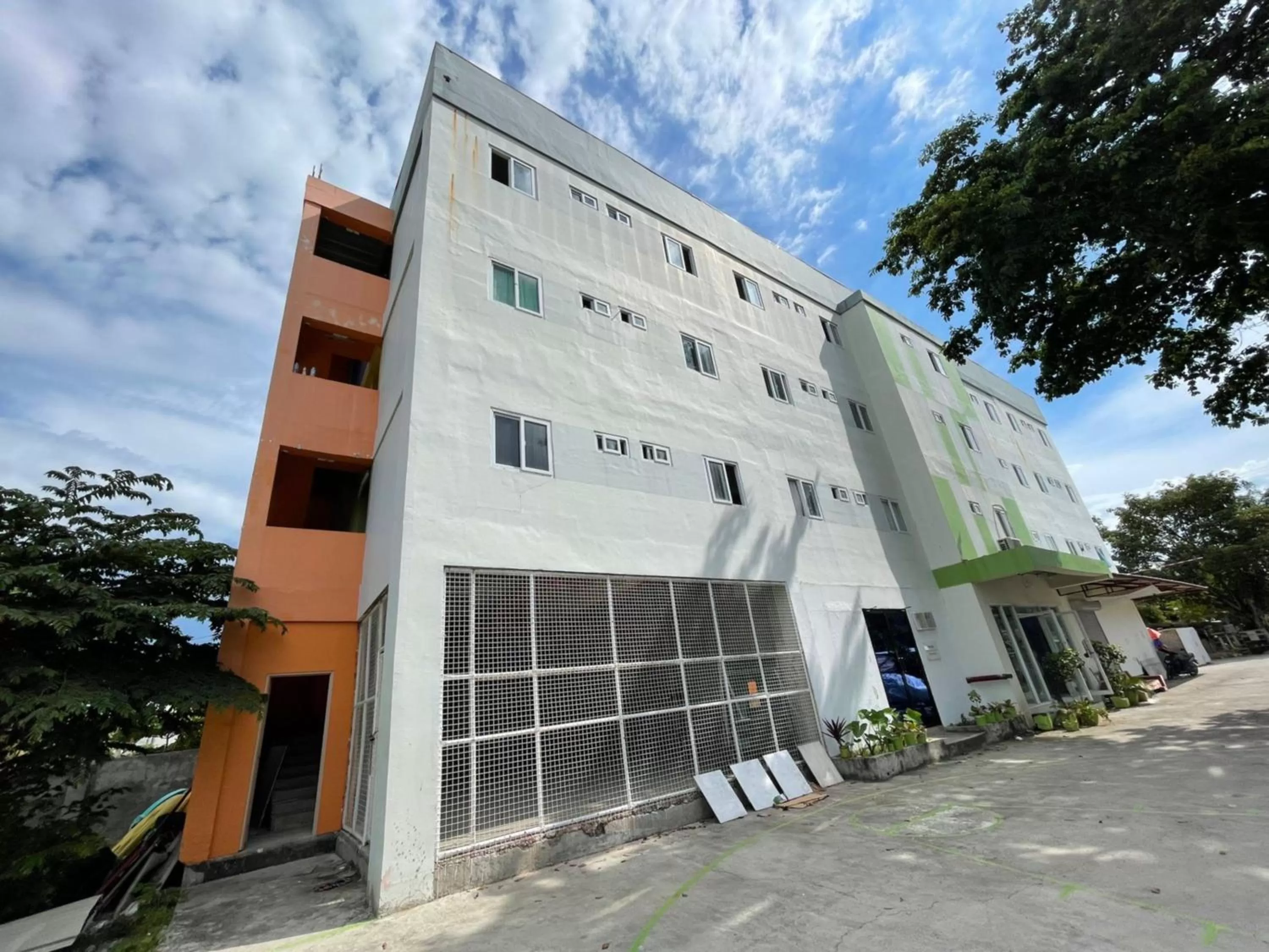 Facade/entrance, Property Building in OYO 823 Stay Inn