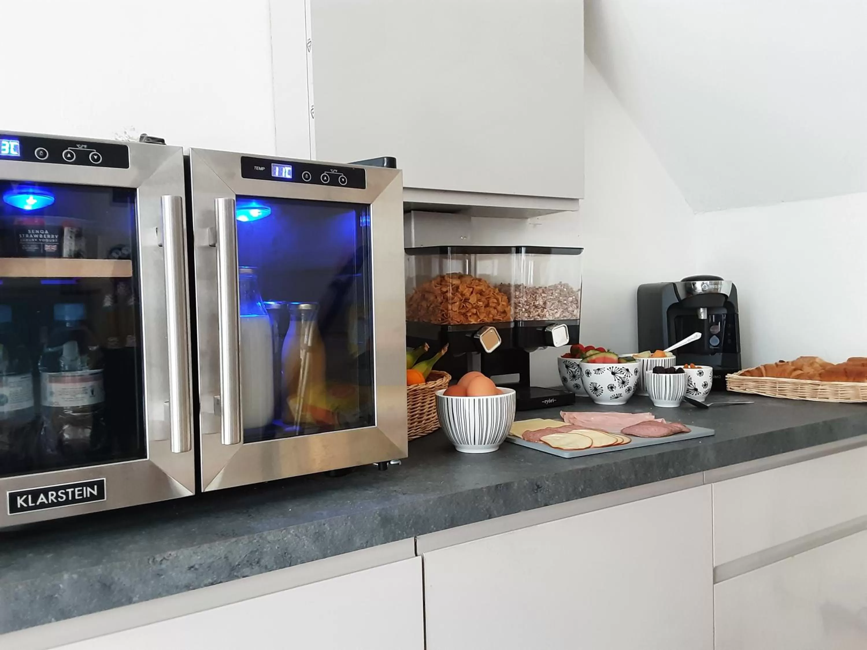 Food and drinks in Snoozefrome