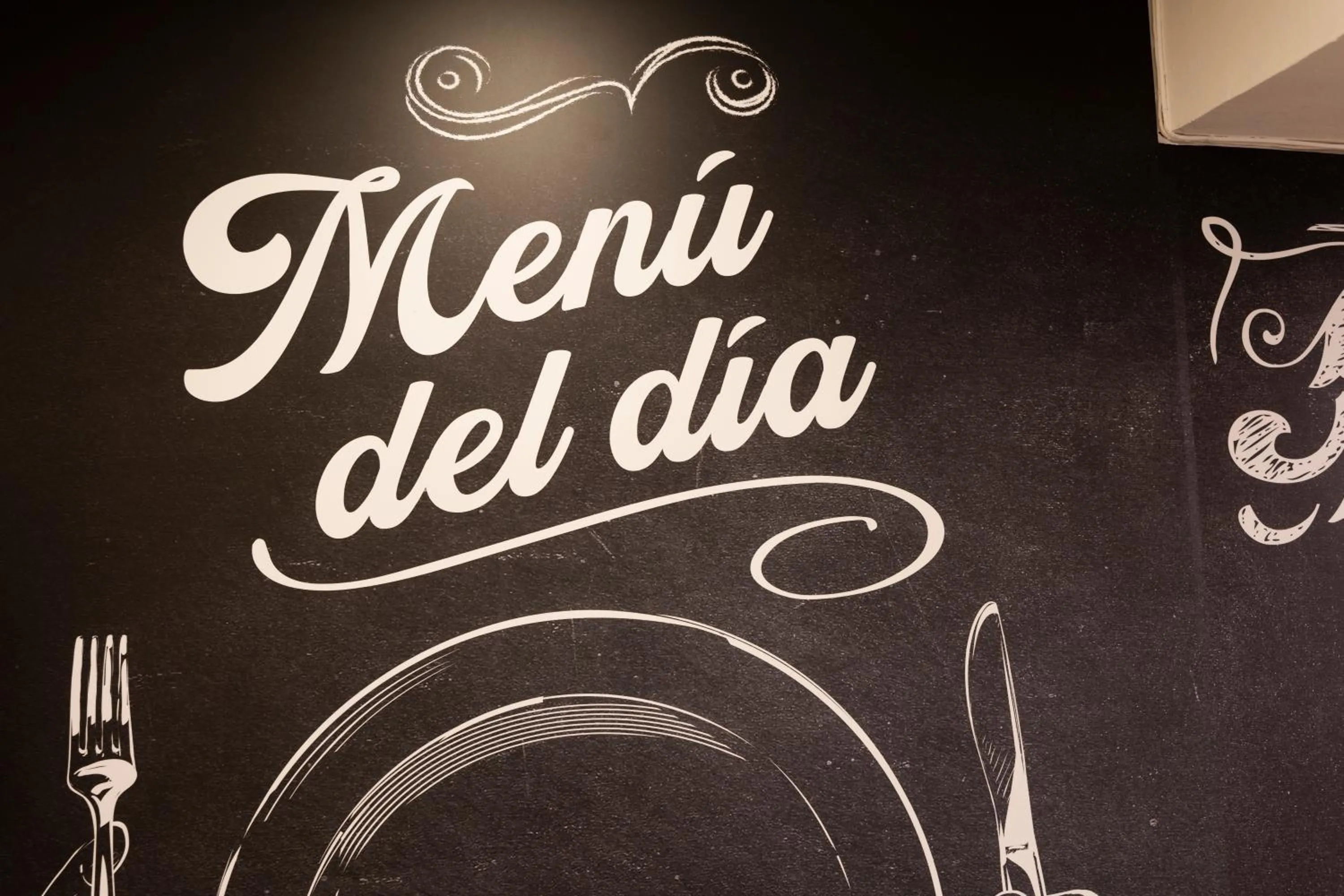 Property logo or sign in Hotel Restaurante Cadosa