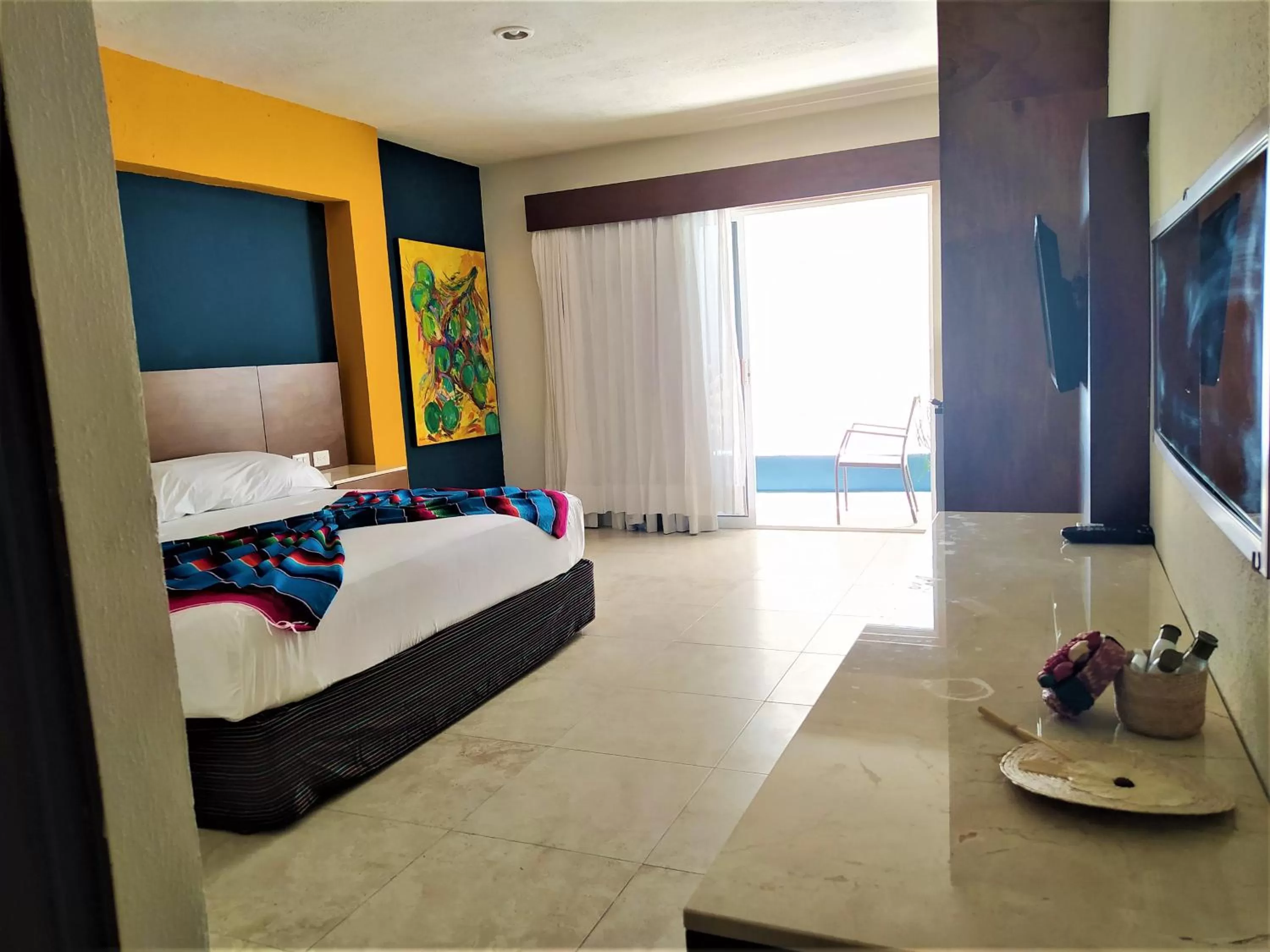 TV and multimedia, Bed in Hotel Mariachi by Kavia 5th Av