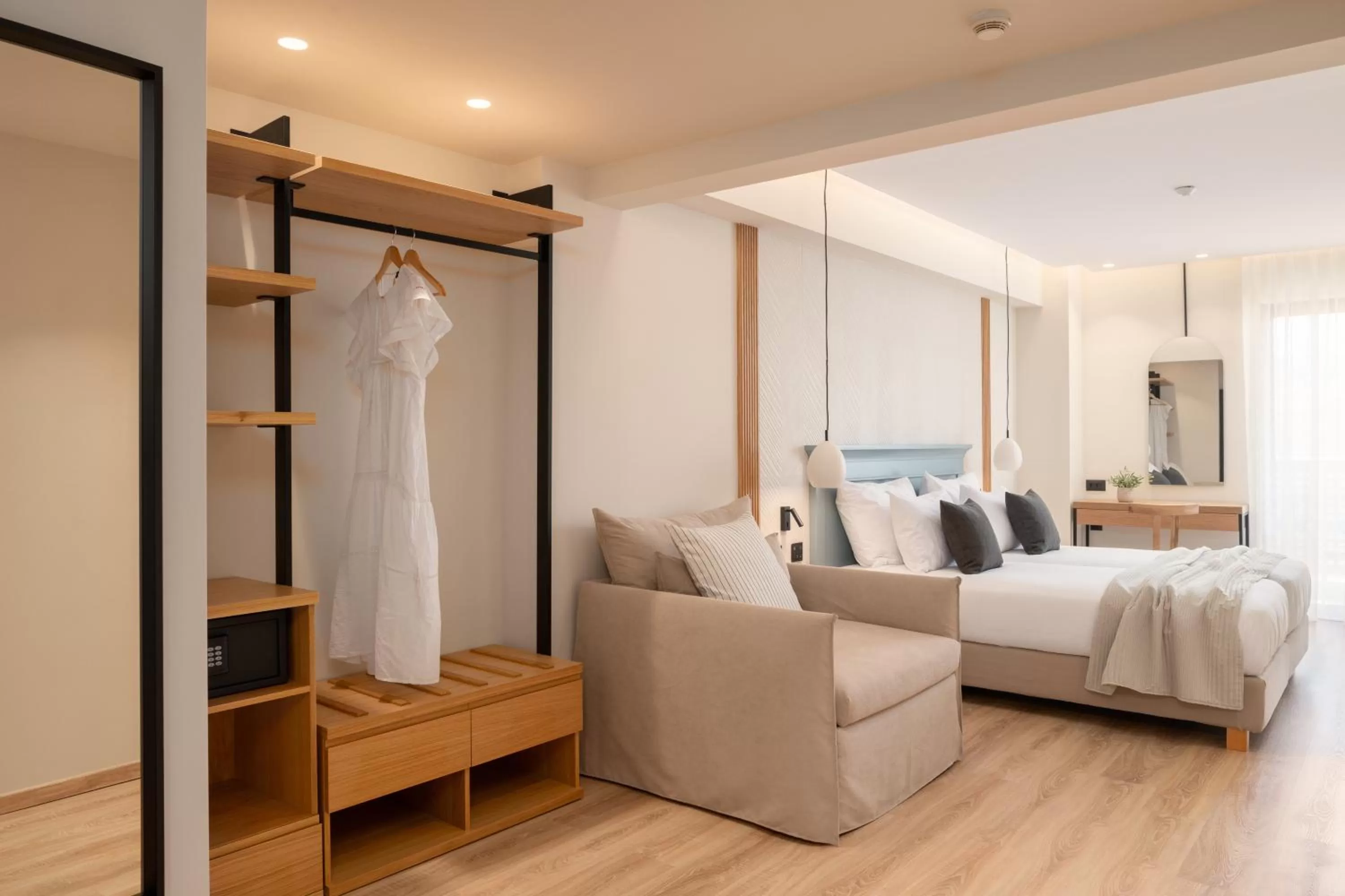 Photo of the whole room, Bed in Hotel Ideon