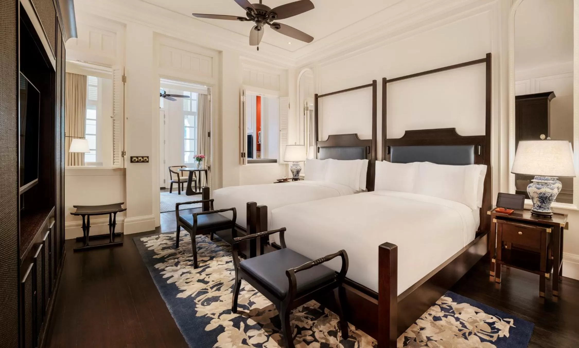 Bedroom, Bed in Raffles Singapore