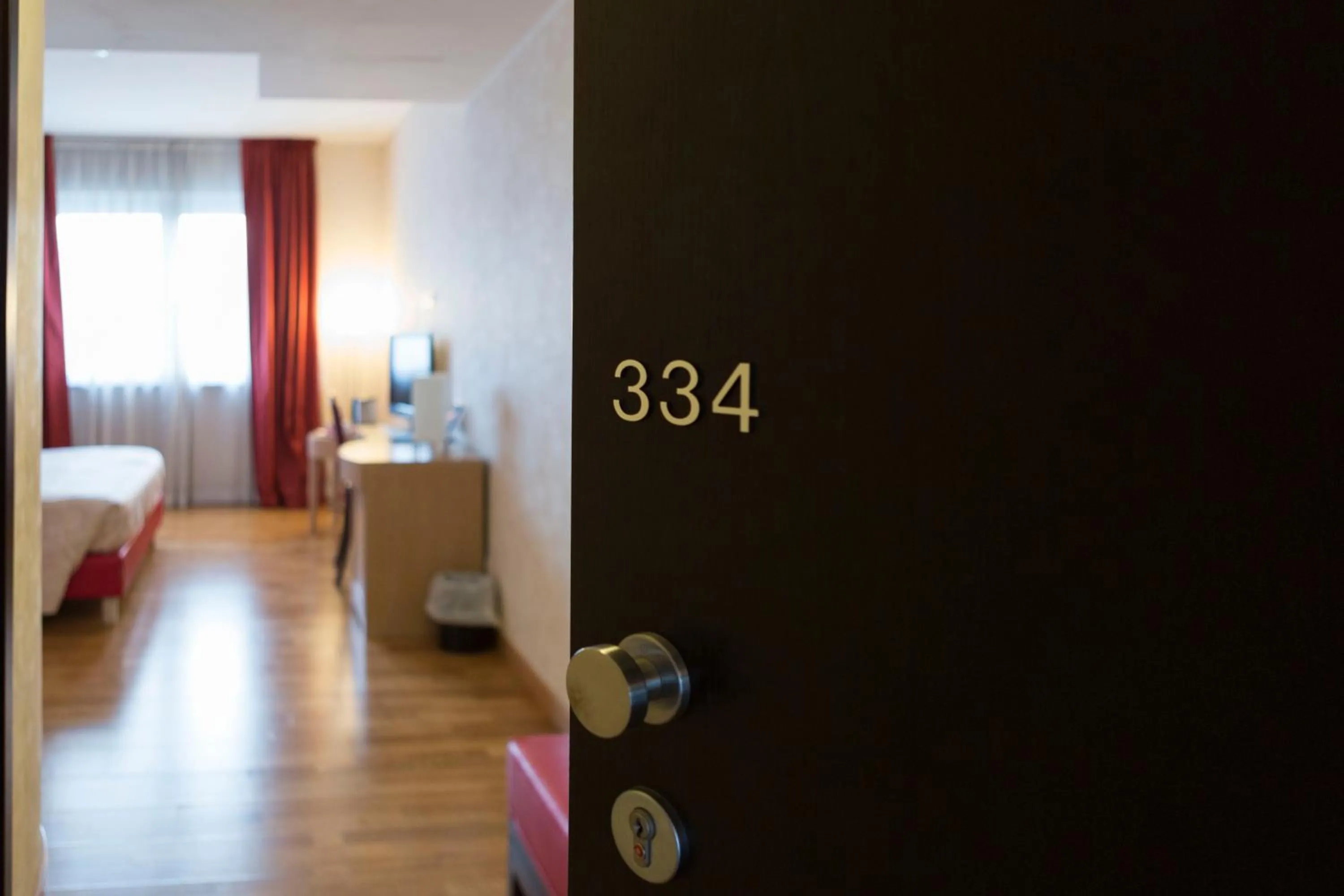 Photo of the whole room, Bed in Klass Hotel