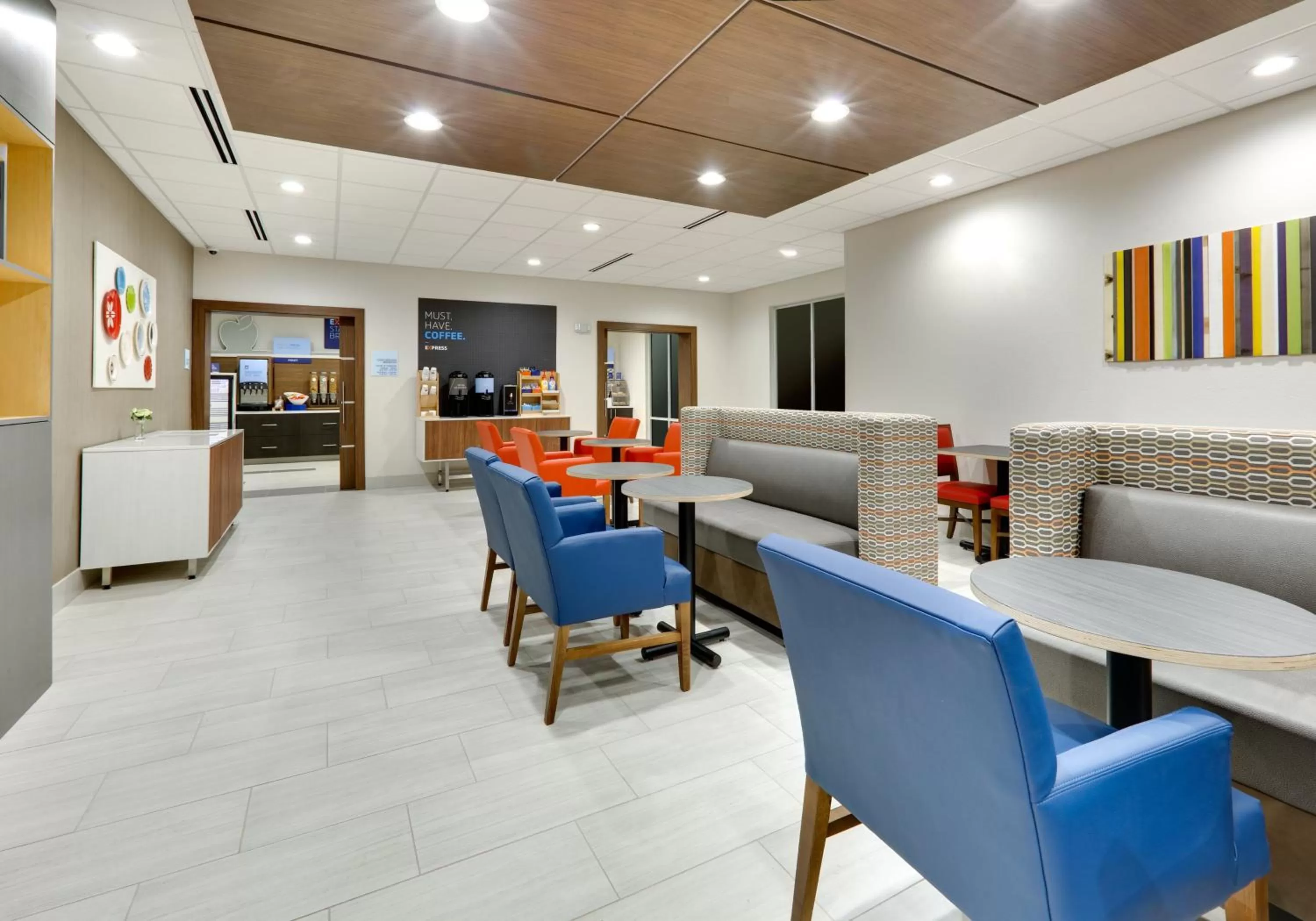 Breakfast in Holiday Inn Express & Suites - Plano - The Colony by IHG