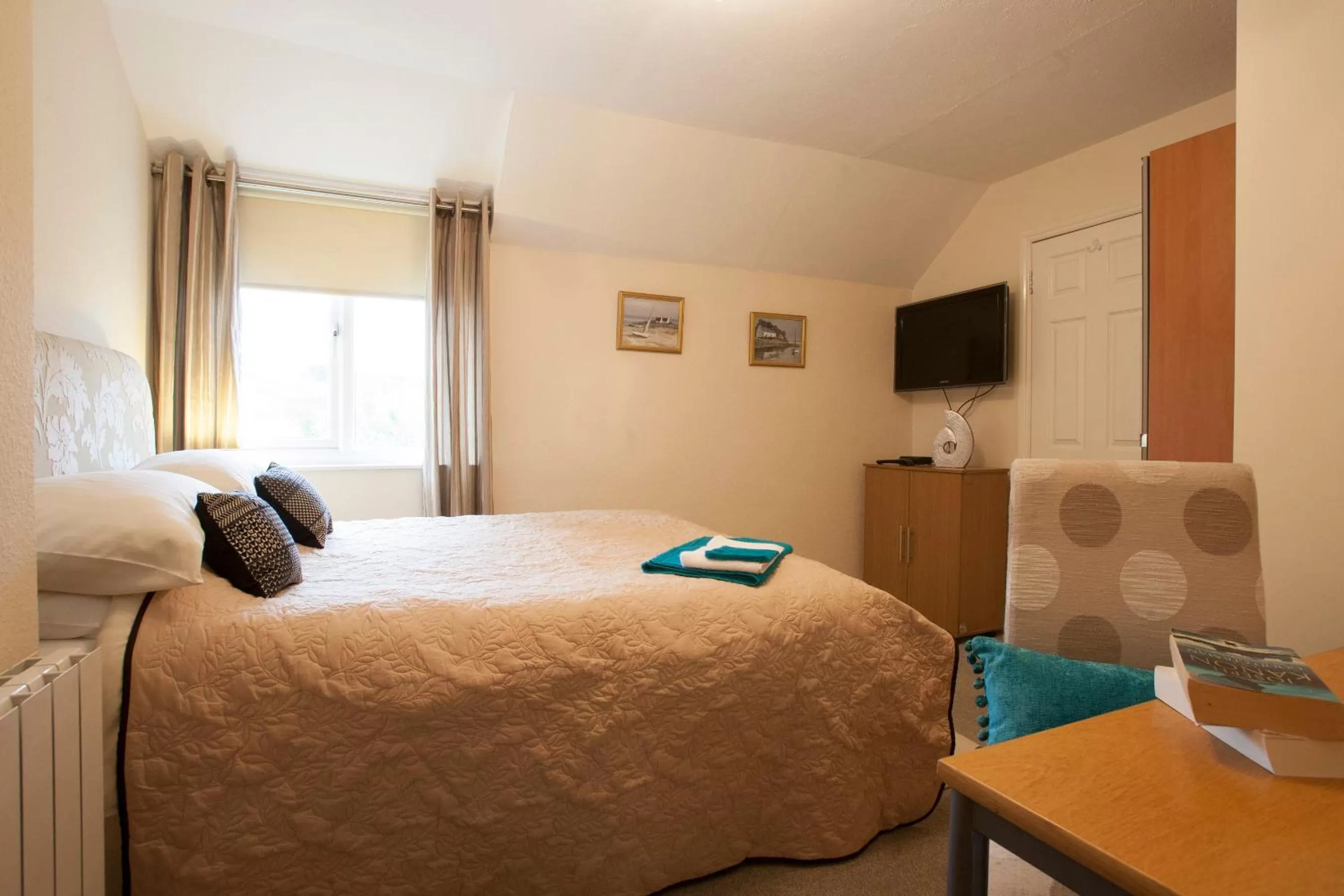 Bedroom in West View Lodge
