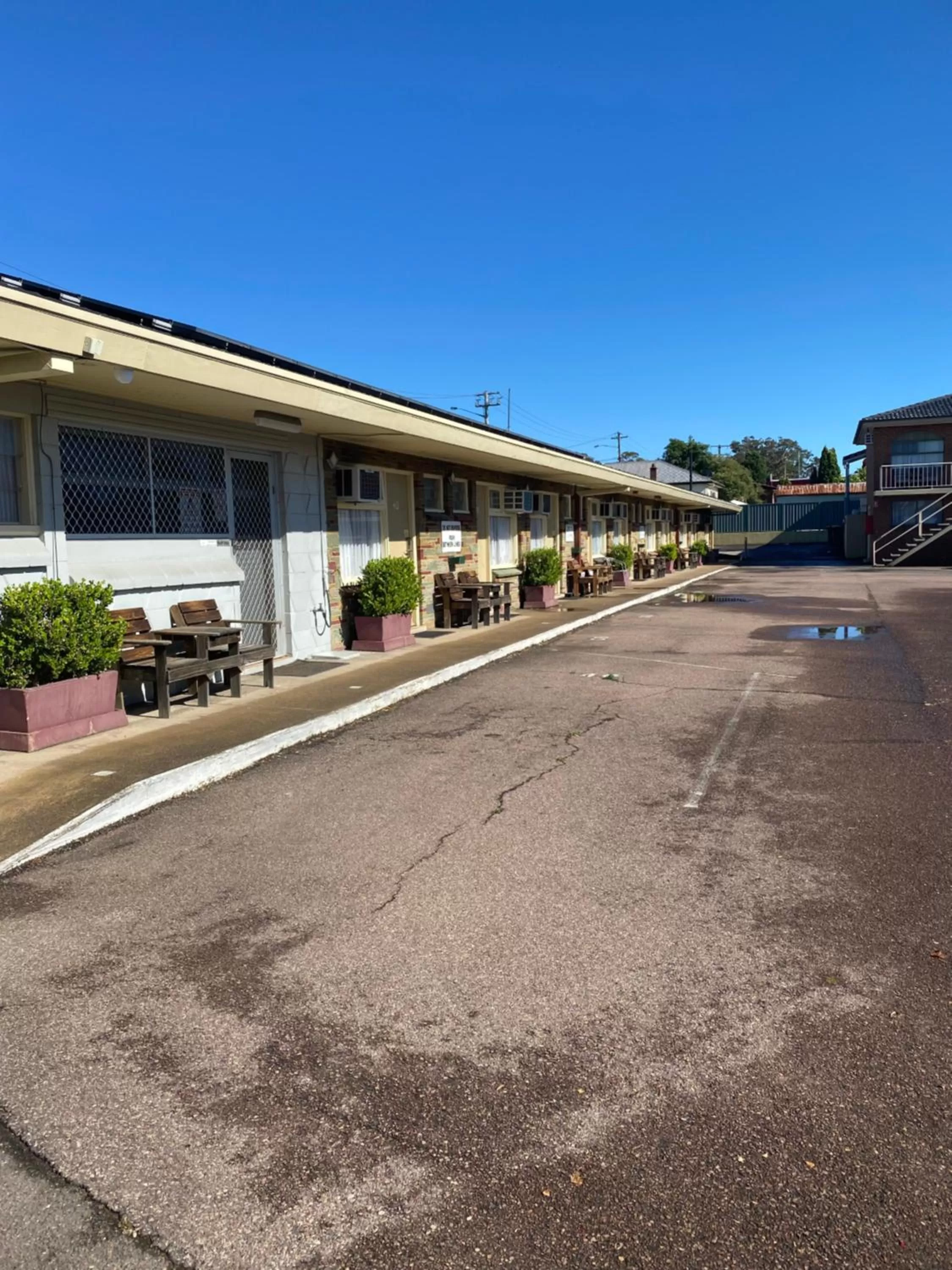 Parking, Property Building in Maitland City Motel