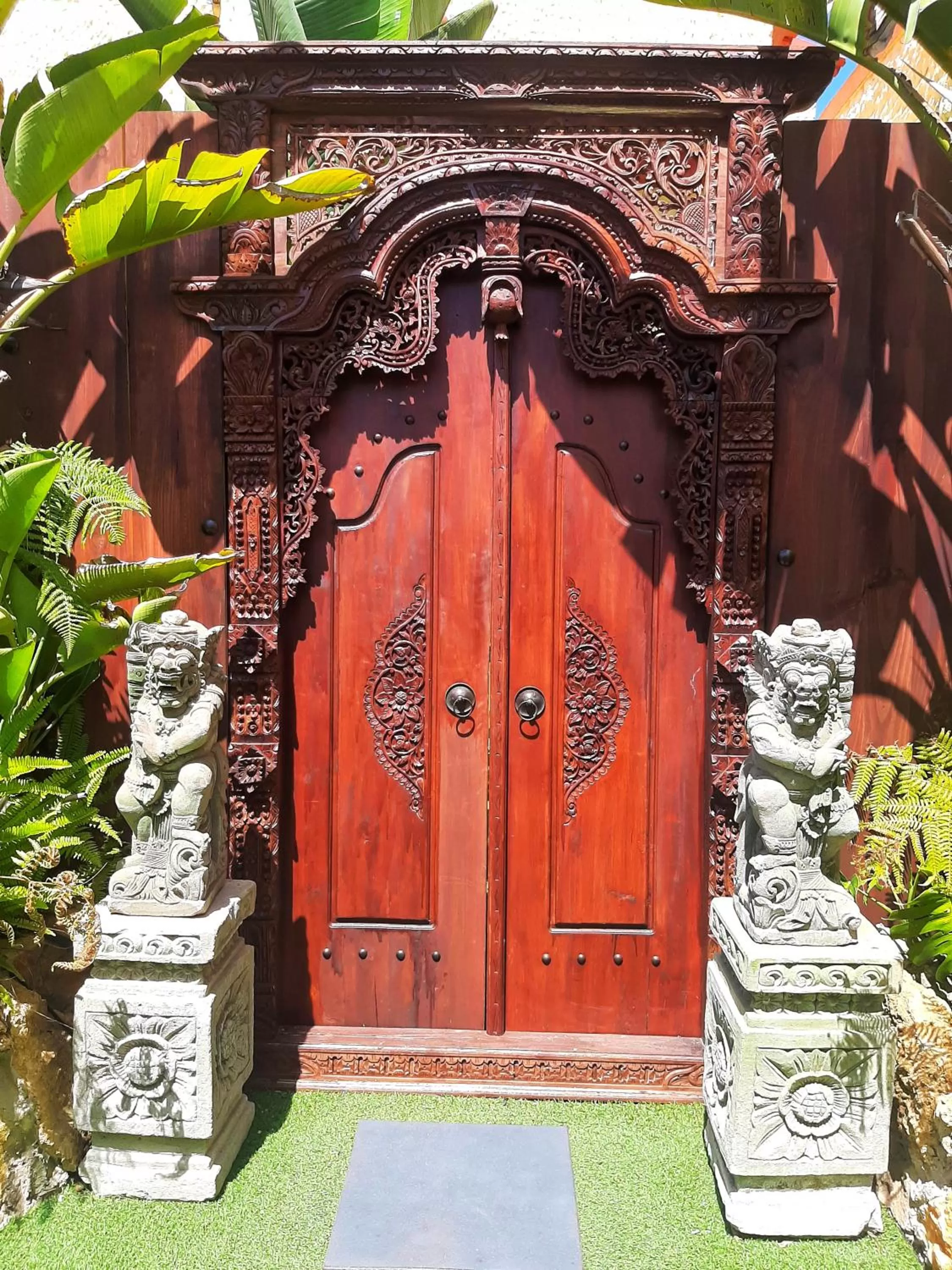 Garden in Villa Paraiso - Naturism Optional Adults Only