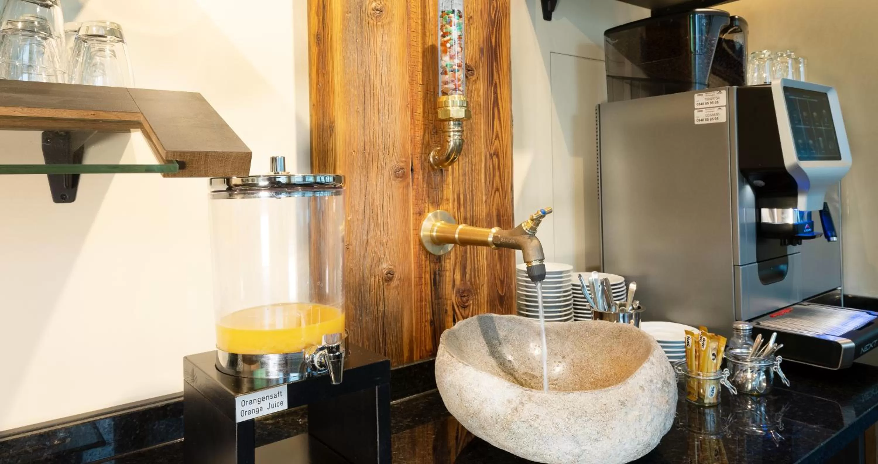 Buffet breakfast in Hotel Linde - 24h Self Check-in