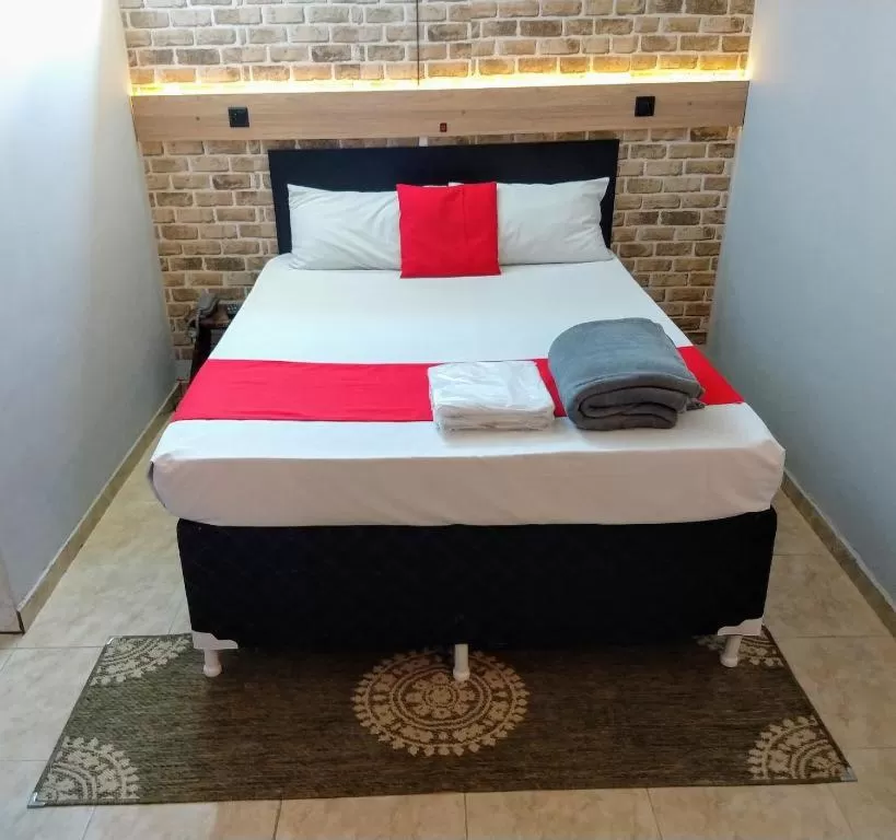 Bedroom, Bed in Hotel Urban