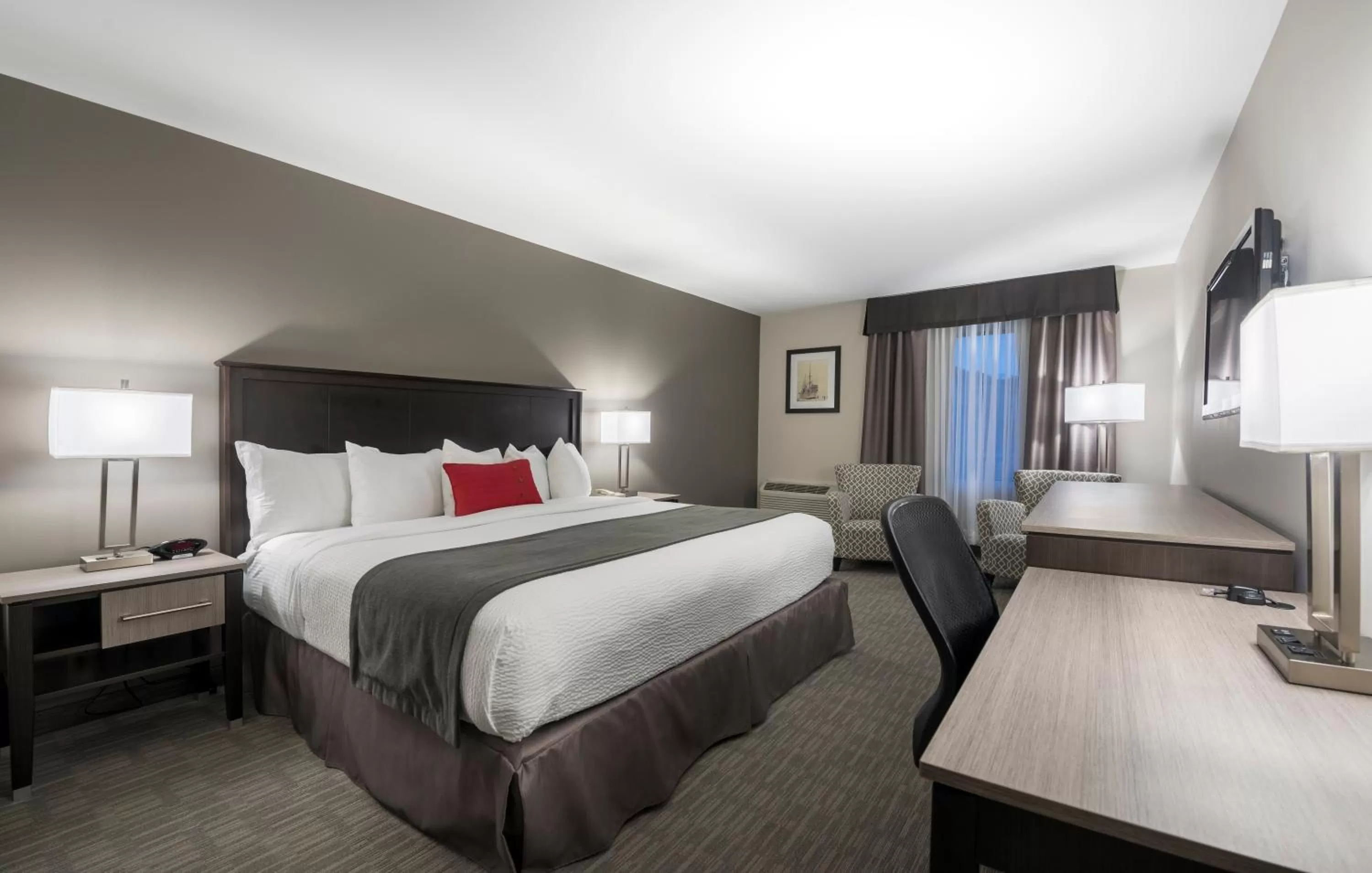 Bedroom, Bed in Chateau Bedford Trademark Collection by Wyndham