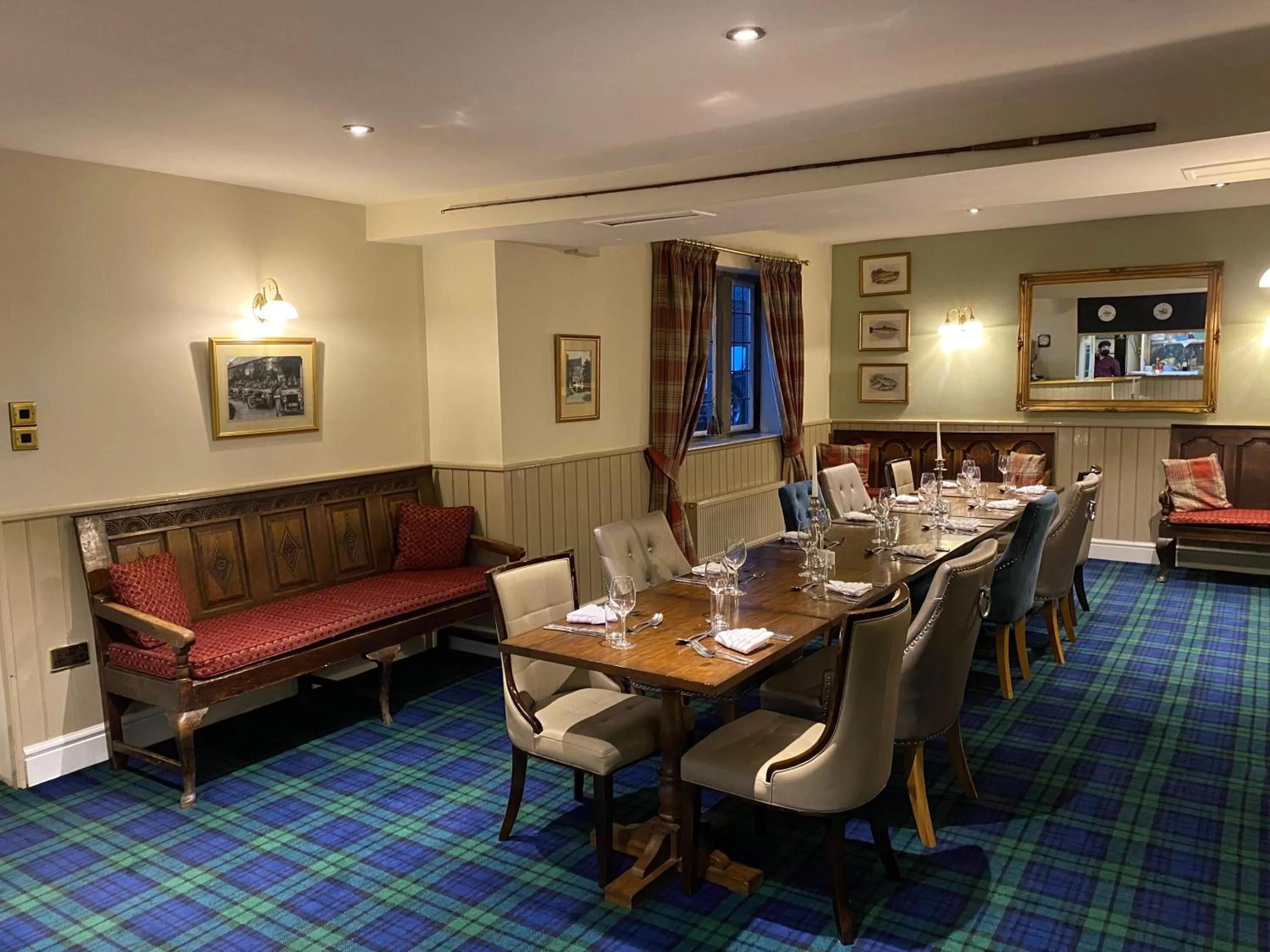Lounge or bar in The Izaak Walton Country House Hotel - Dovedale