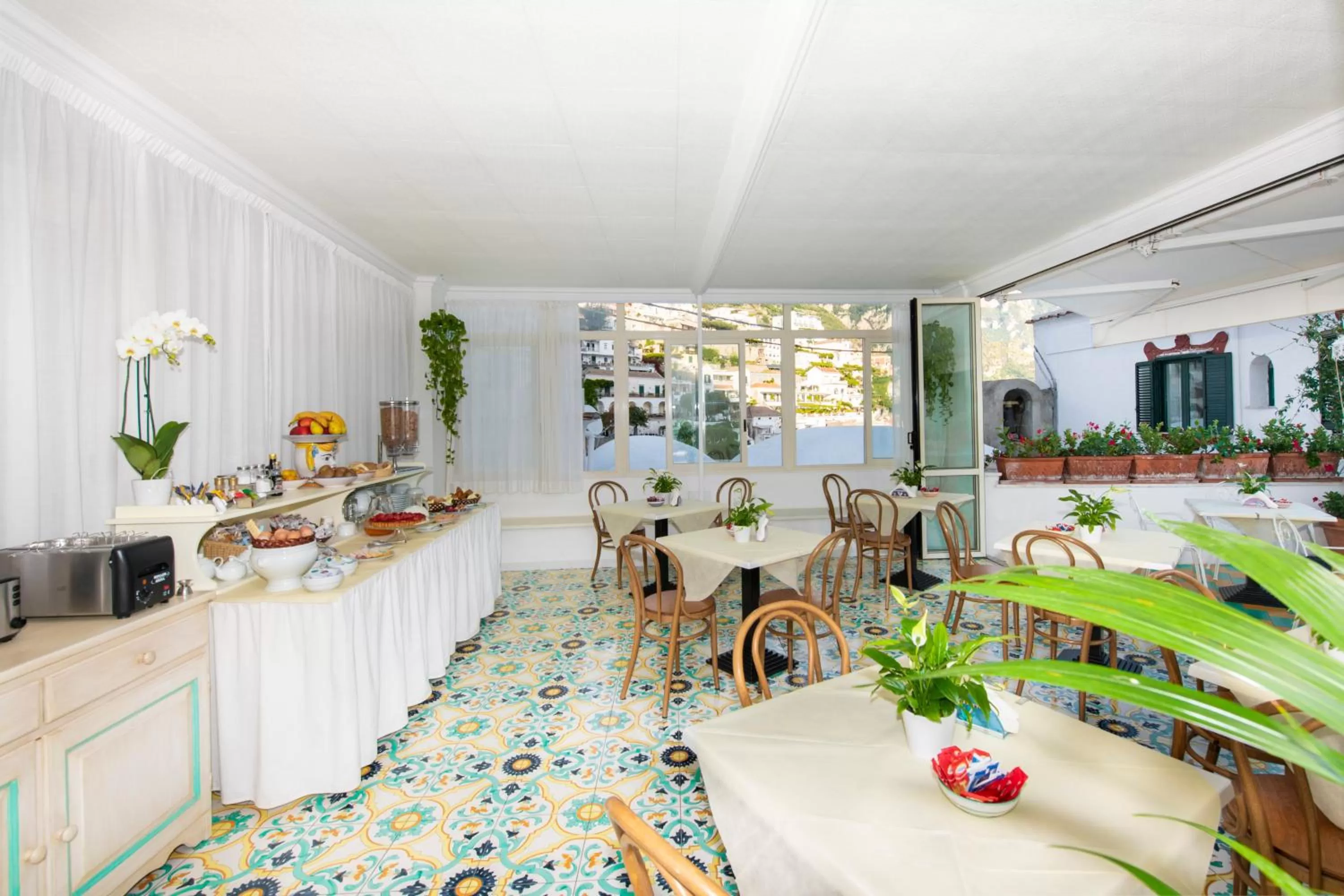 Restaurant/places to eat in Casa Guadagno