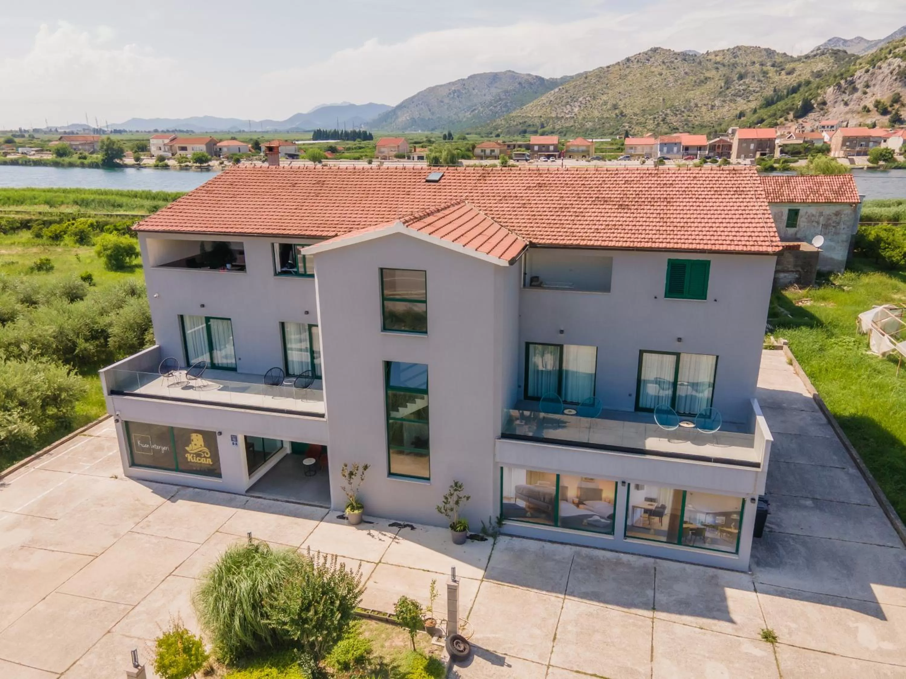 Property building in Boutique rooms Kican