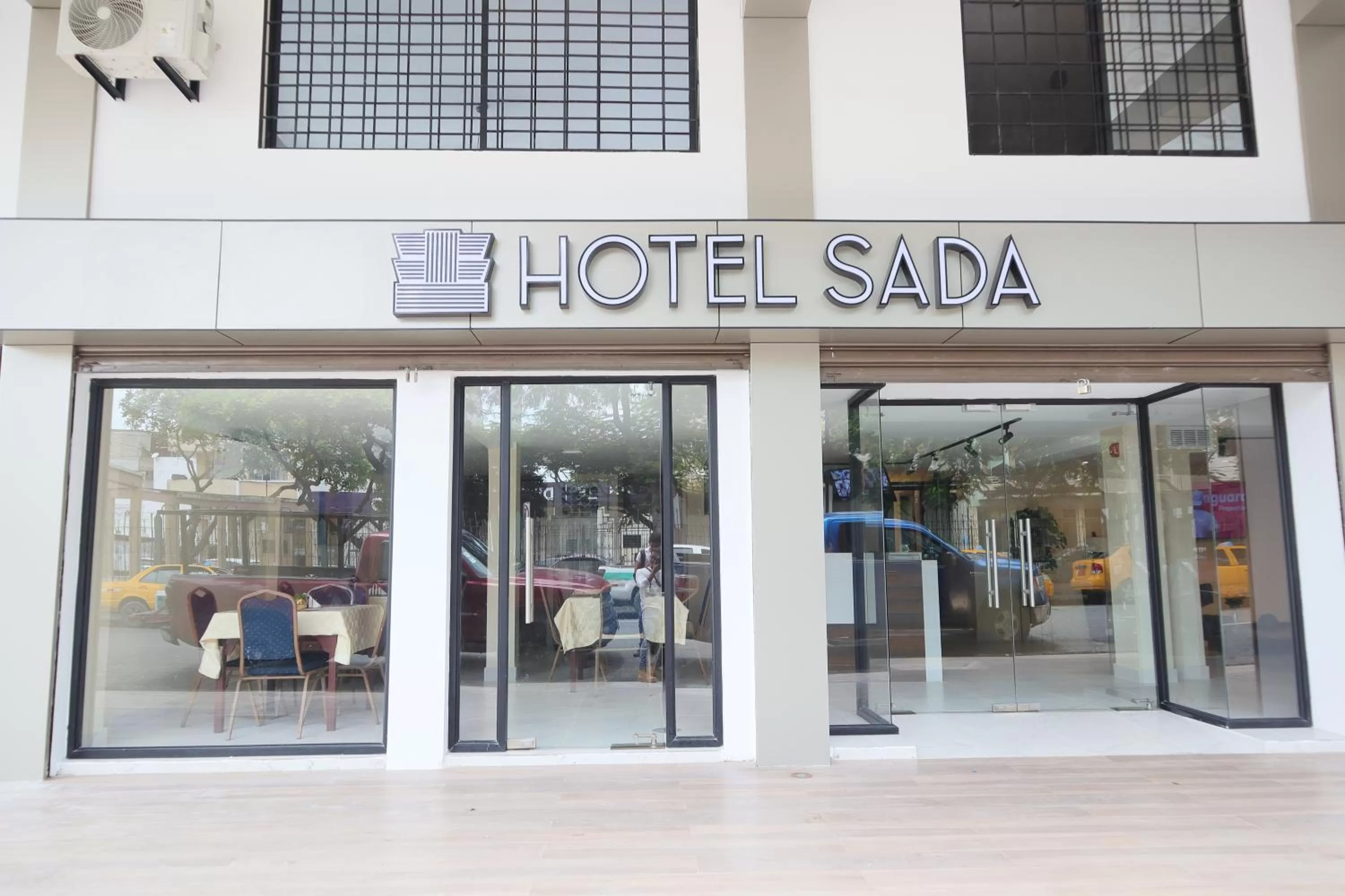 Facade/entrance in Hotel Sada