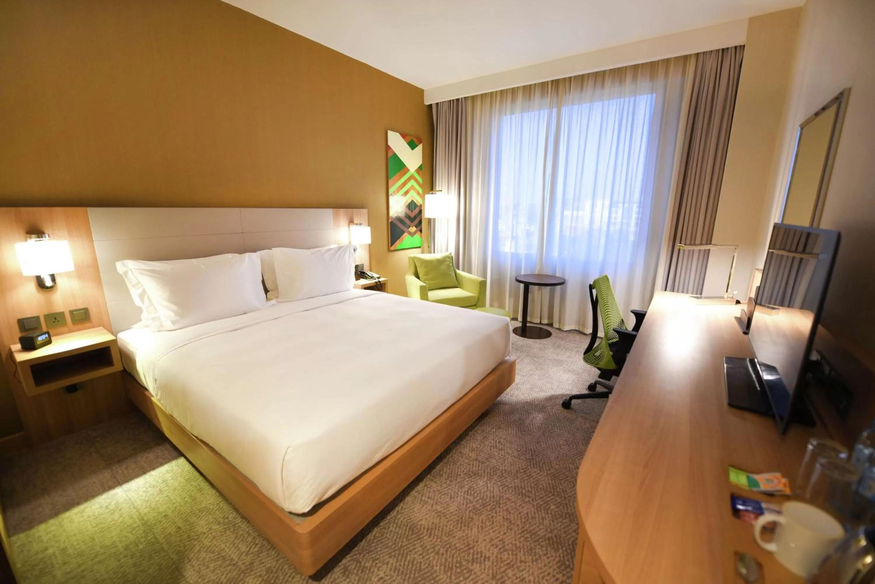 Bedroom, Bed in Hilton Garden Inn Kampala