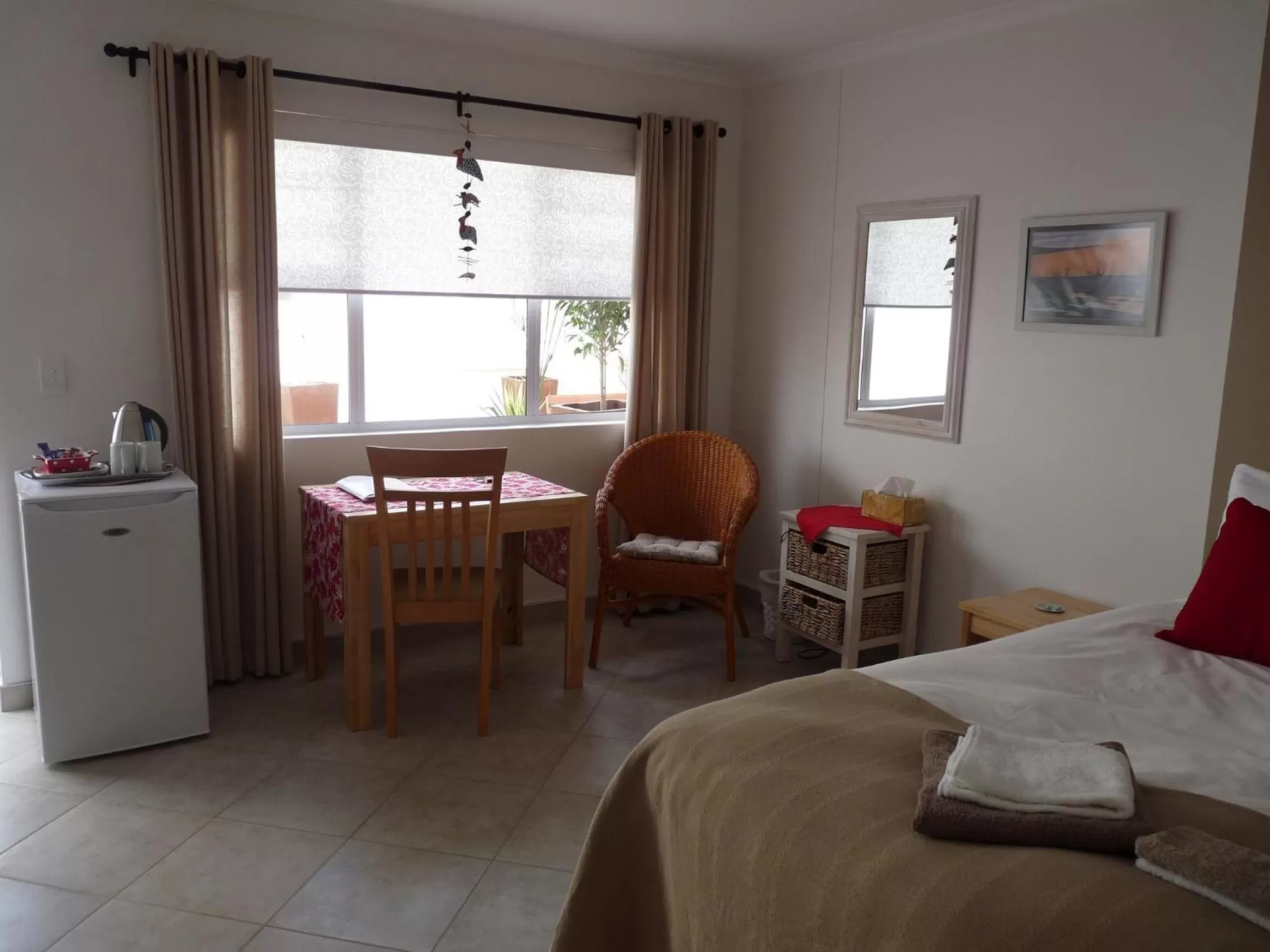 Photo of the whole room in Meike's Guesthouse