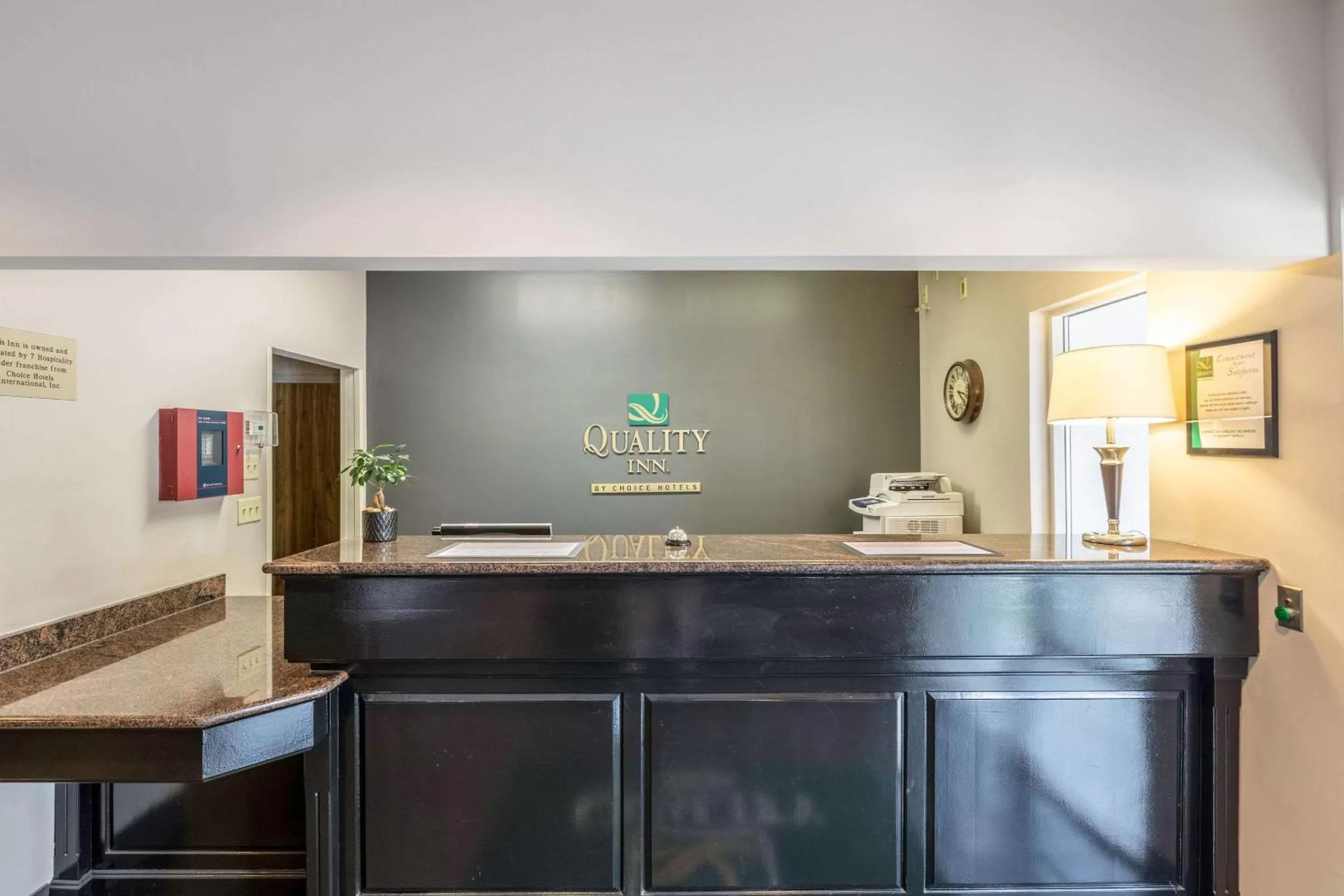 Lobby or reception in Quality Inn