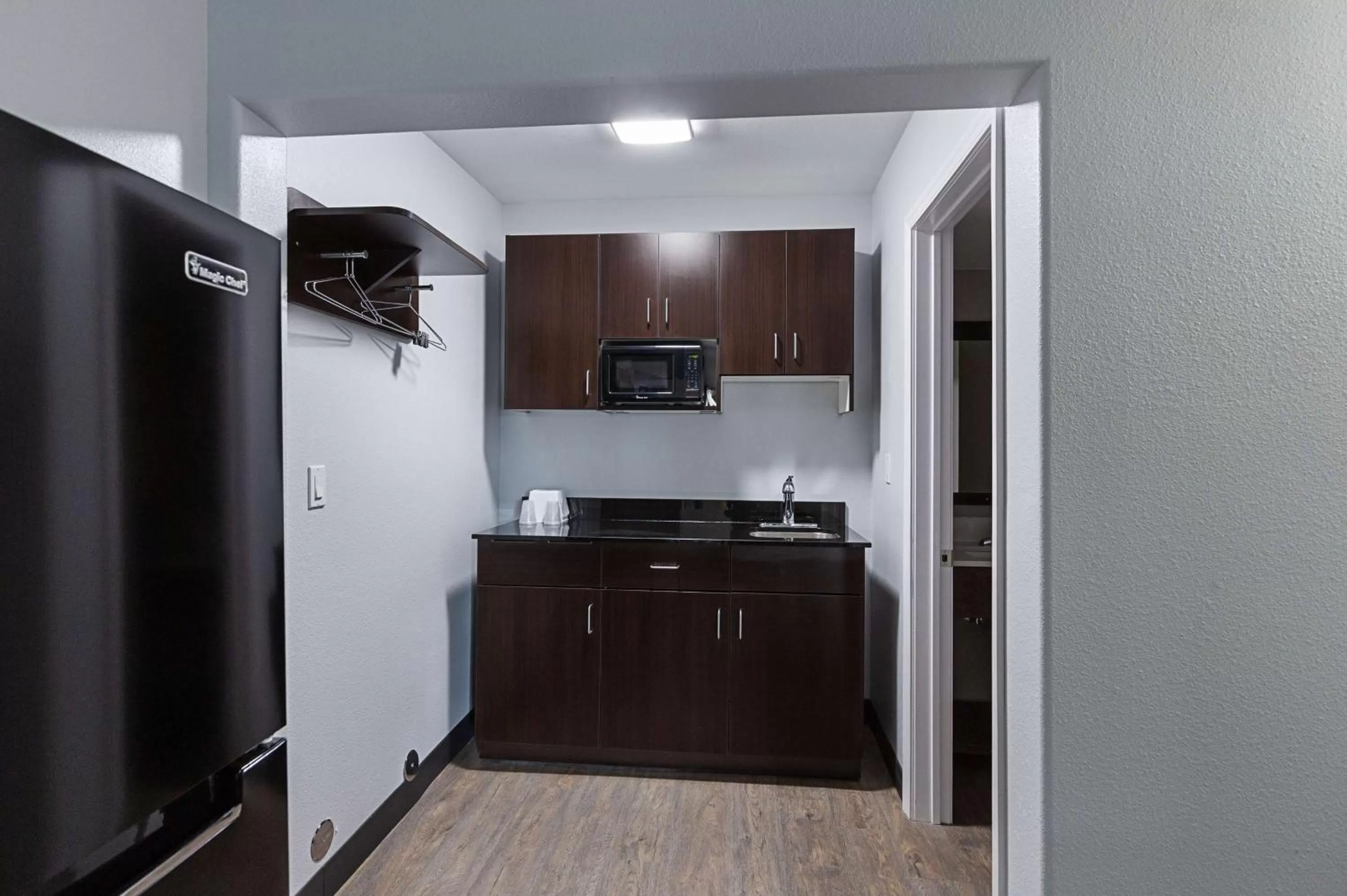 Kitchen or kitchenette in Motel 6-Show Low, AZ