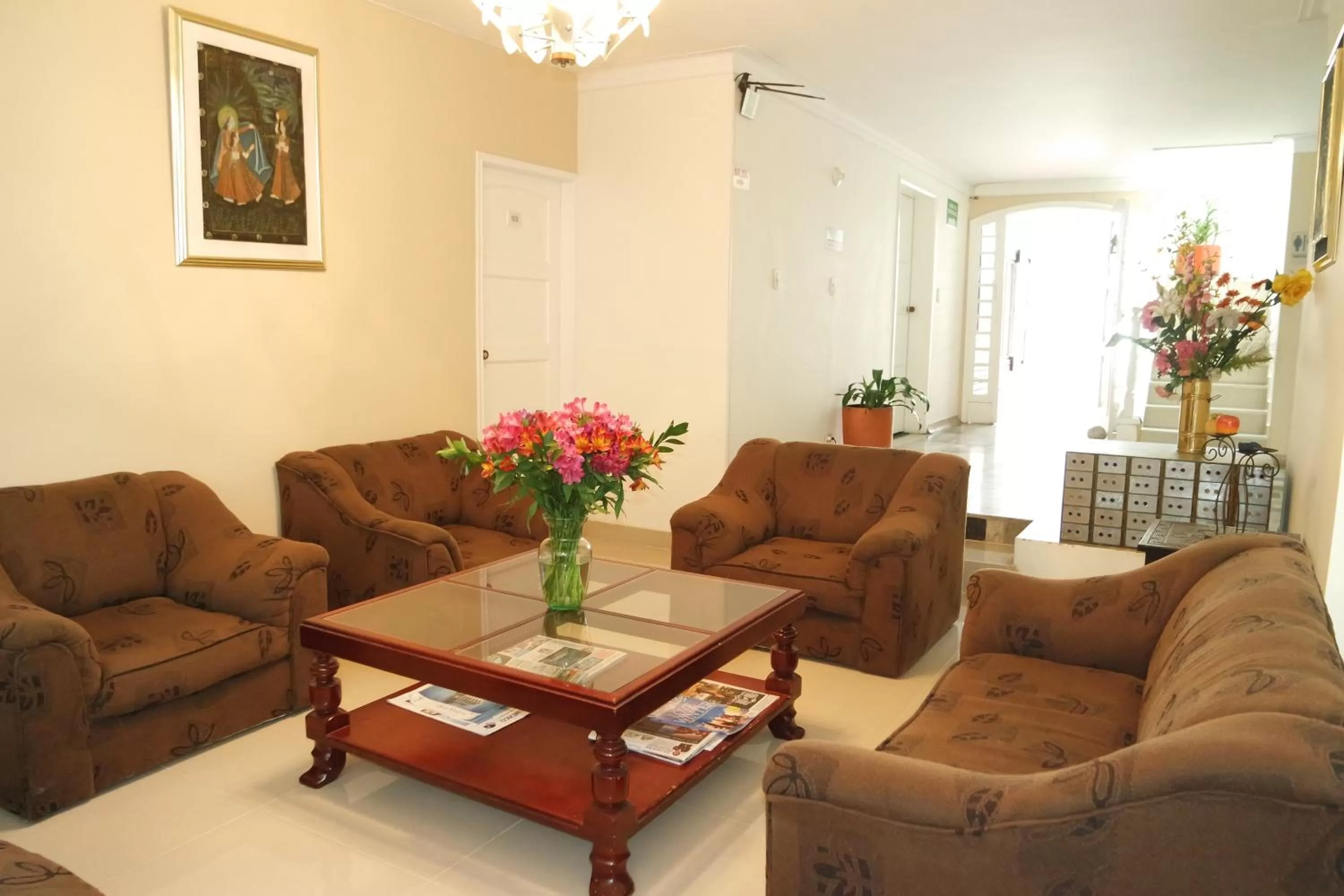 Communal lounge/ TV room, Seating Area in Hotel Casa Rincón del Chicó
