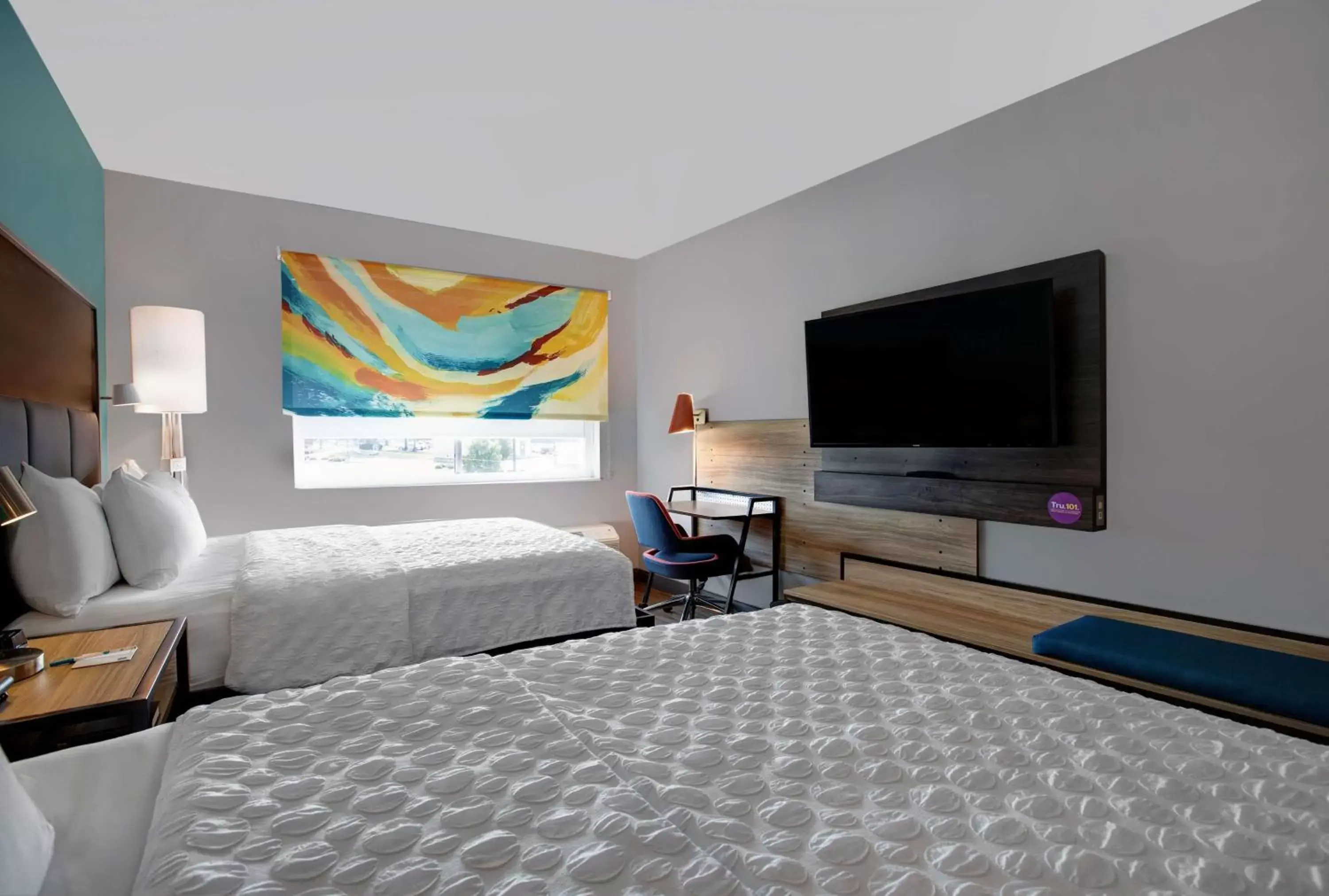 Queen Room with Two Queen Beds in Tru By Hilton Knoxville West Turkey Creek Queen Room with Two Queen Beds in Tru By Hilton Knoxville West Turkey Creek