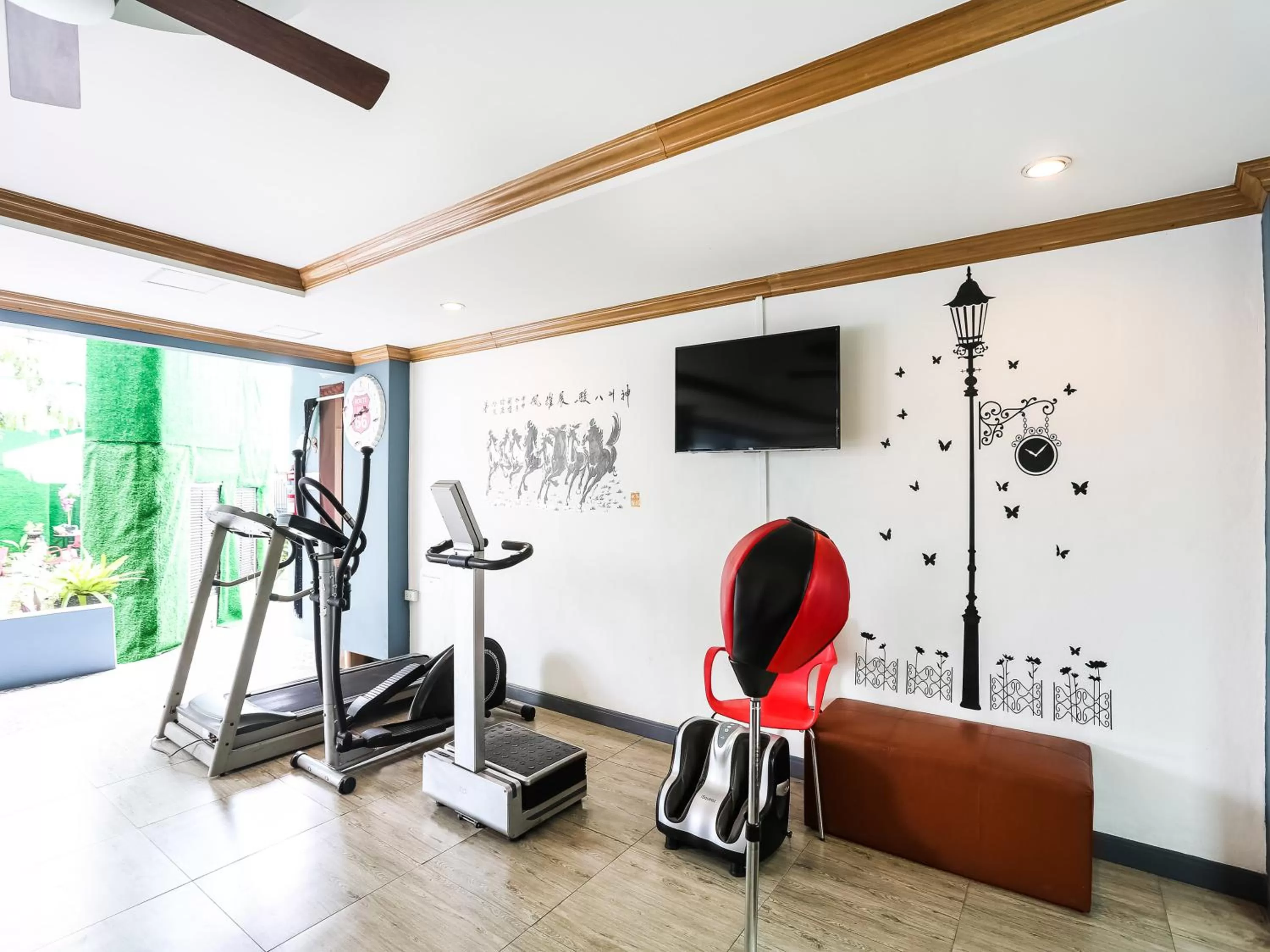 Fitness centre/facilities in The Lilly Hotel
