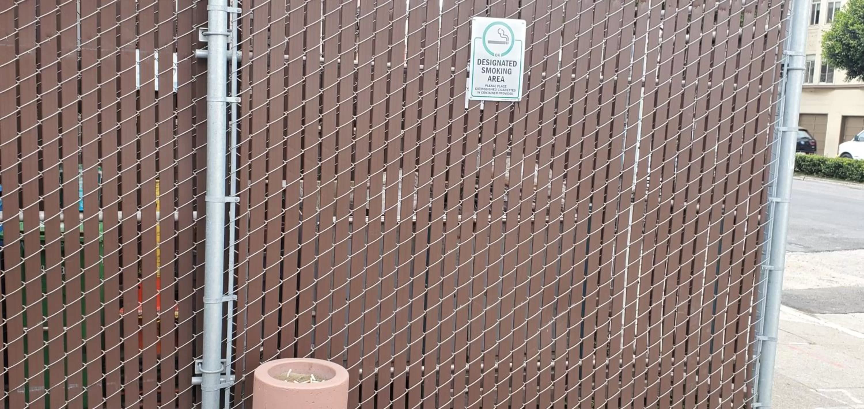 Area and facilities in Town House Motel