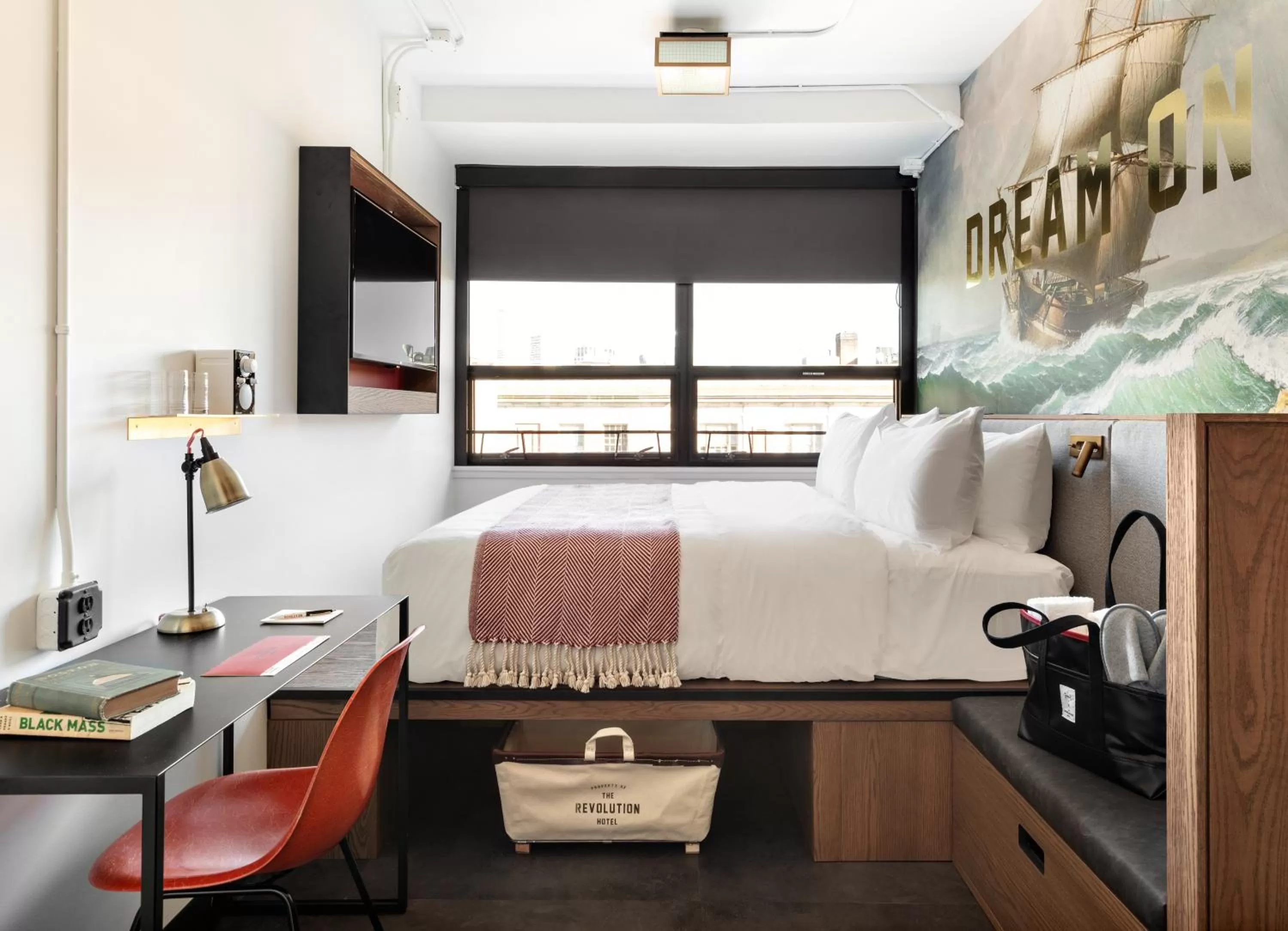 Photo of the whole room in The Revolution Hotel