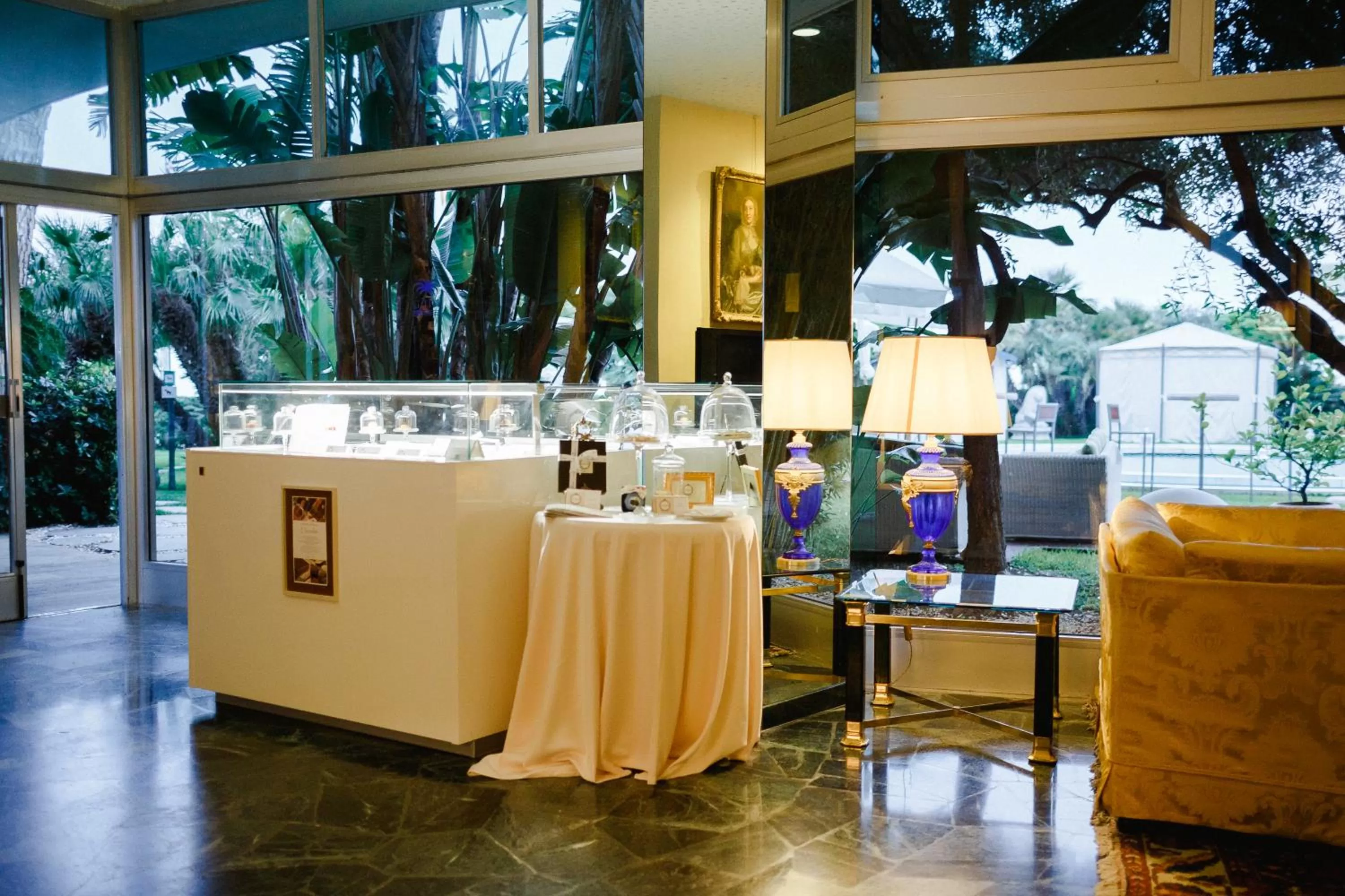 Lounge or bar in Grand Hotel Del Mare Resort & Spa