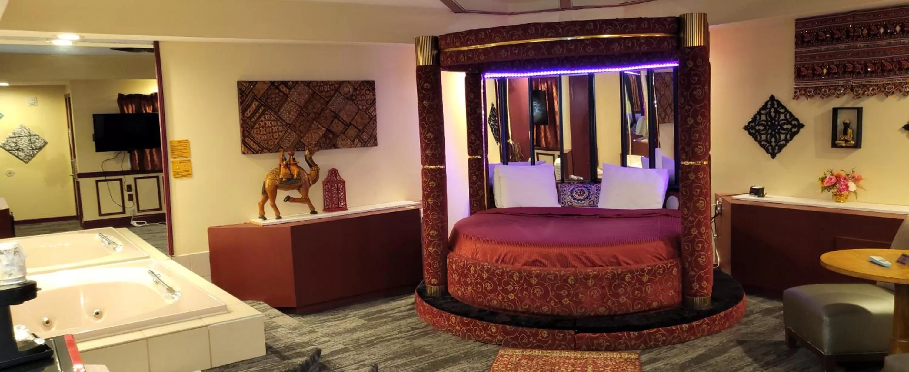 Seating area in Inn of the Dove - Romantic Luxury Suites with Jacuzzi & Seasonal Fireplace at Harrisburg-Hershey-Philadelphia, PA