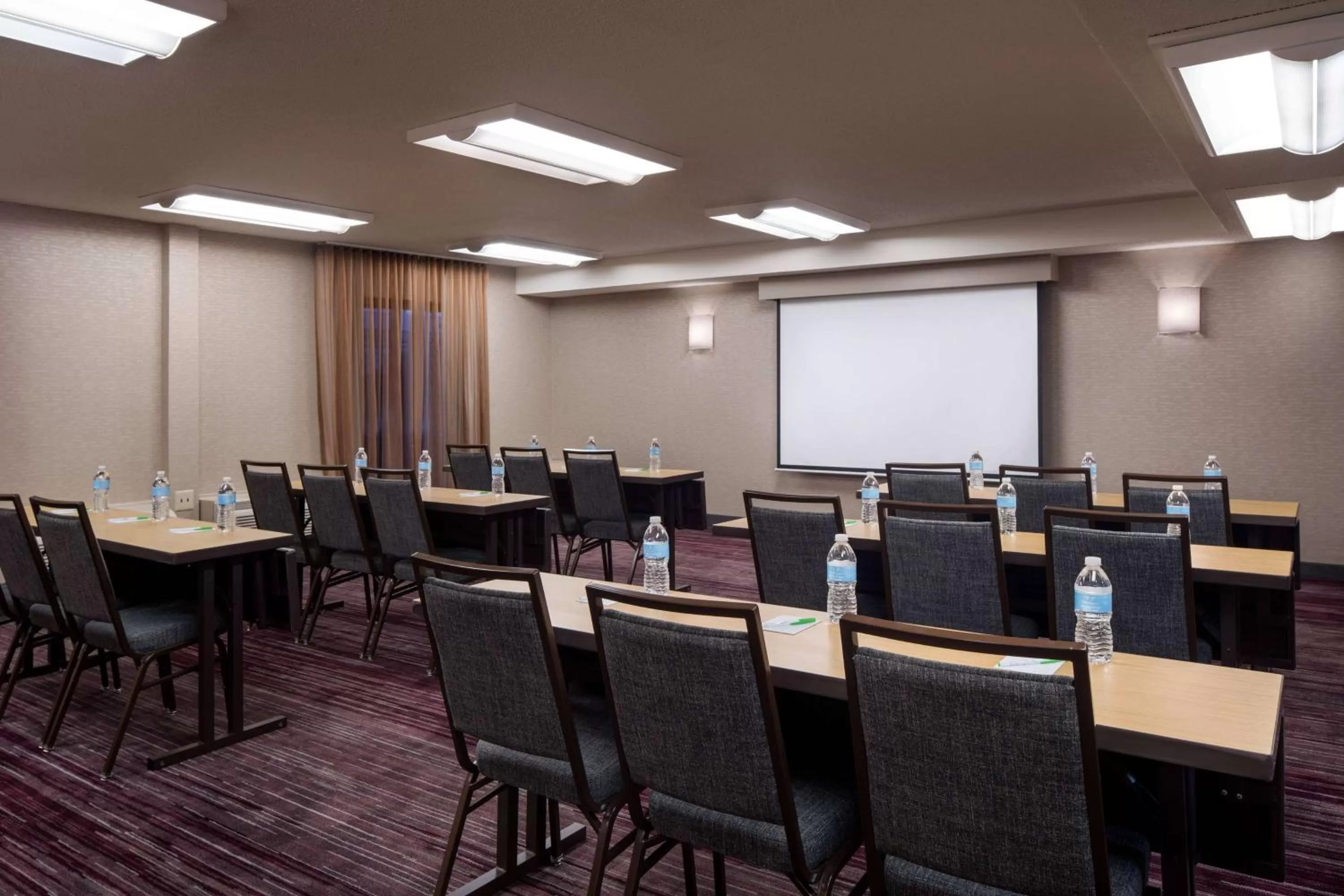 View (from property/room) in Sonesta Select Los Angeles LAX El Segundo